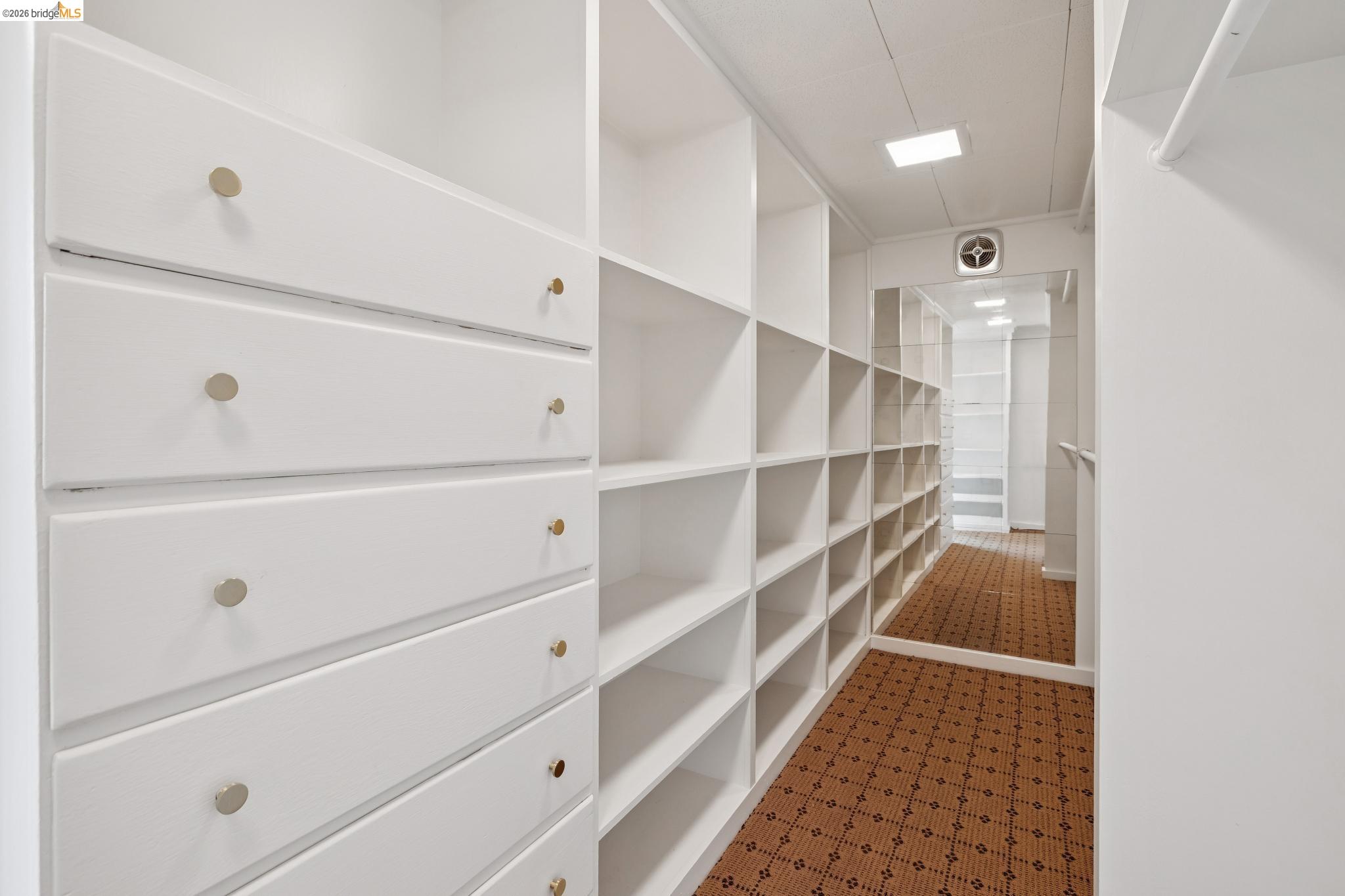 Detail Gallery Image 32 of 59 For 4133 Norton Ave, Oakland,  CA 94602 - 5 Beds | 3 Baths