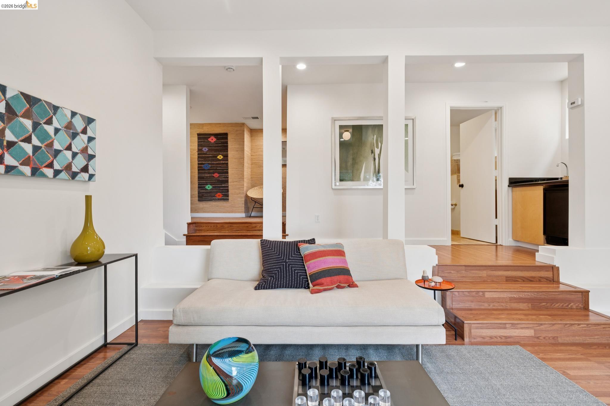 Detail Gallery Image 39 of 59 For 4133 Norton Ave, Oakland,  CA 94602 - 5 Beds | 3 Baths