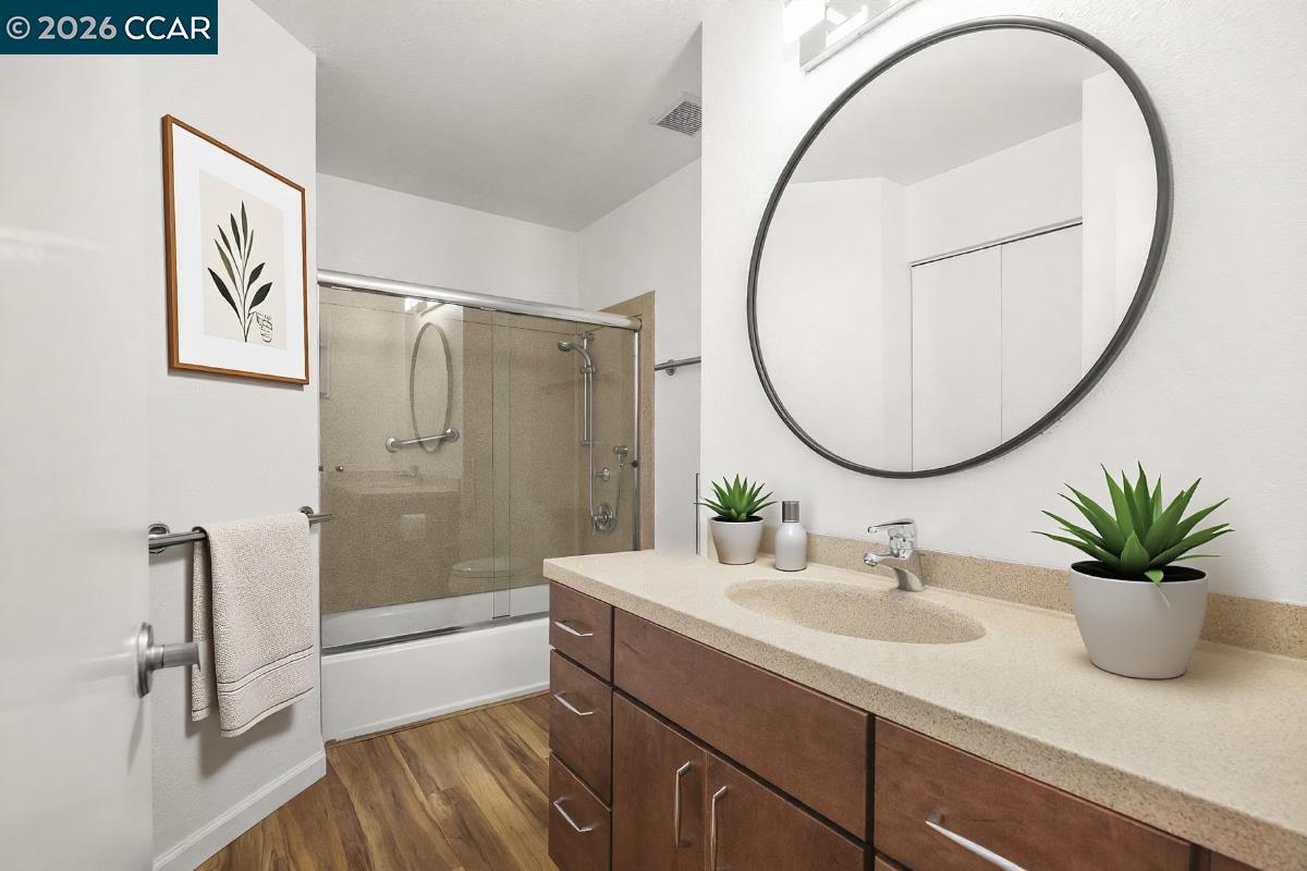 Photo #17: 41127182 Listing: Photo #17