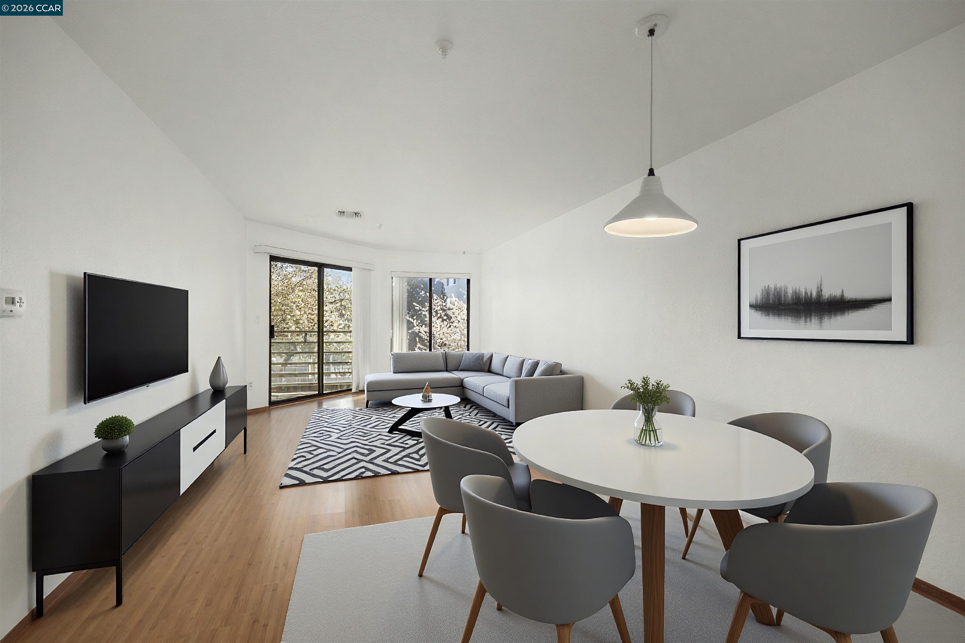 Photo #5: 41127182 Listing: Photo #5