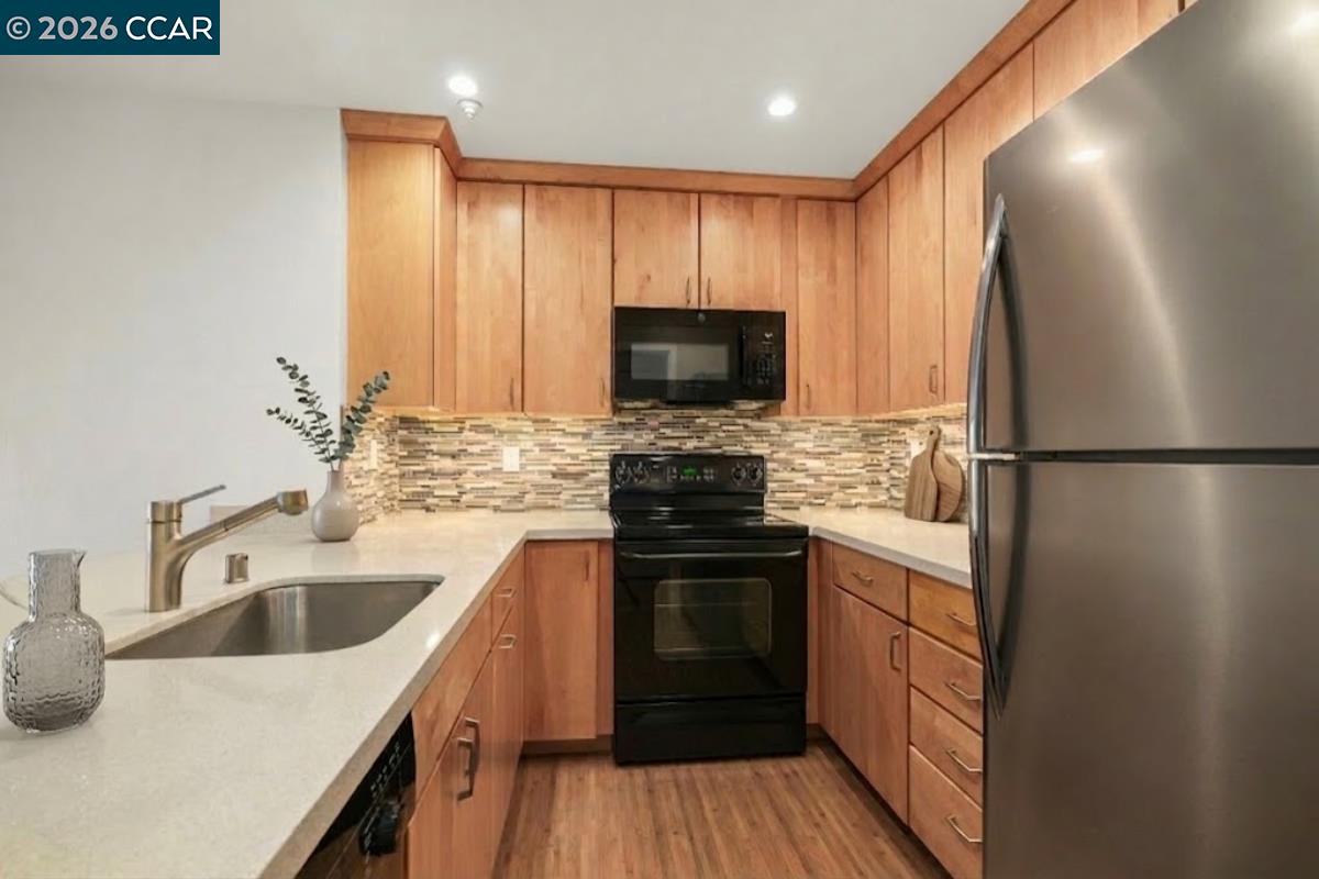 Photo #6: 41127182 Listing: Photo #6