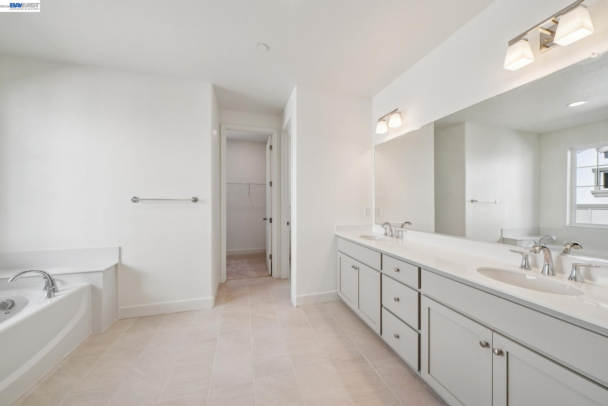 Detail Gallery Image 25 of 45 For 222 Mindy Way, Pittsburg,  CA 94565 - 5 Beds | 3/1 Baths