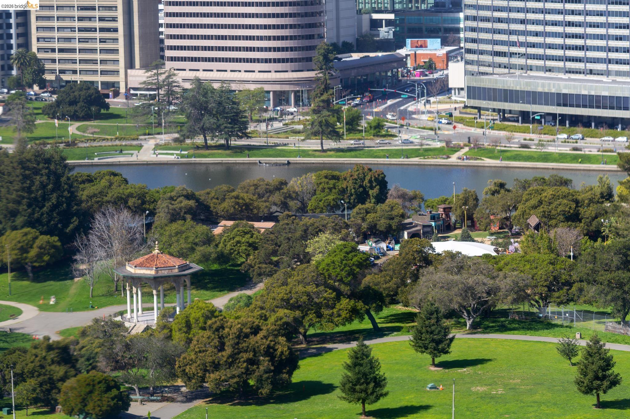 Detail Gallery Image 26 of 47 For 565 Bellevue Ave #2205,  Oakland,  CA 94610-5008 - 1 Beds | 2 Baths