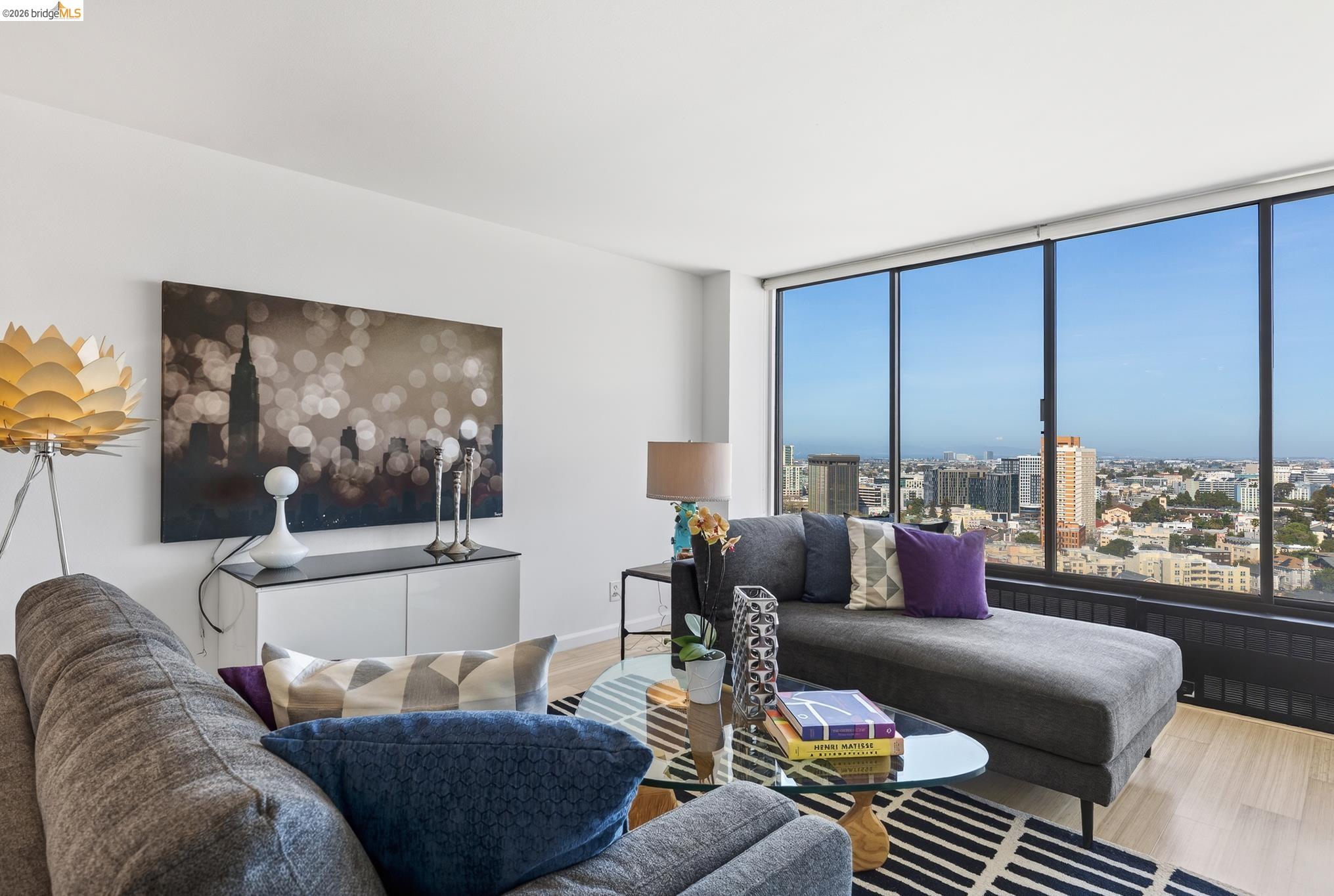 Detail Gallery Image 4 of 47 For 565 Bellevue Ave #2205,  Oakland,  CA 94610-5008 - 1 Beds | 2 Baths