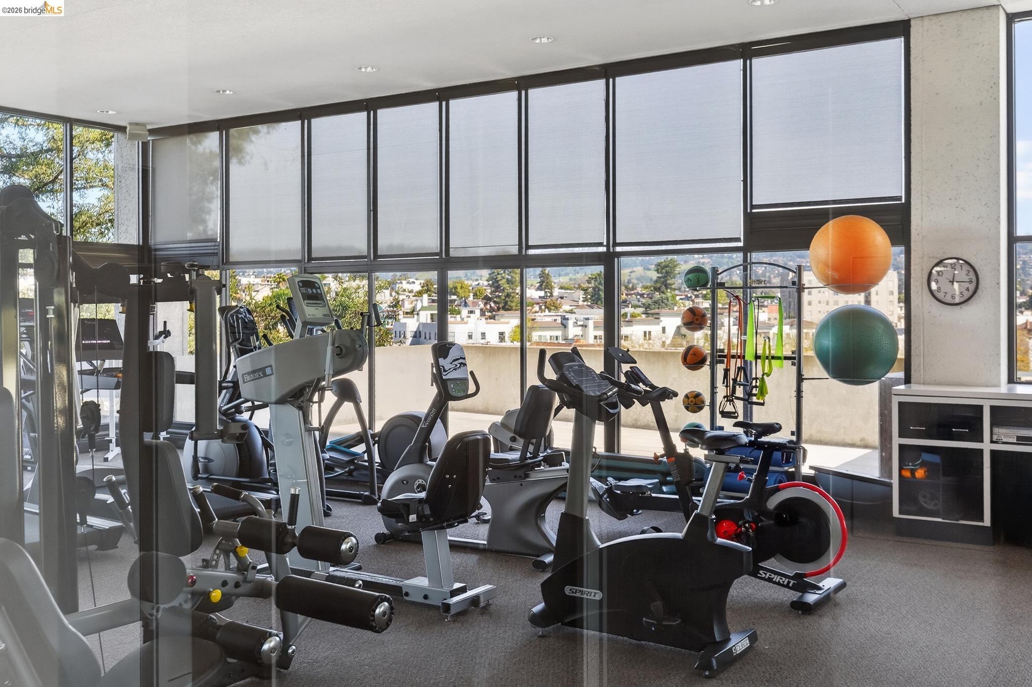 Detail Gallery Image 39 of 47 For 565 Bellevue Ave #2205,  Oakland,  CA 94610-5008 - 1 Beds | 2 Baths