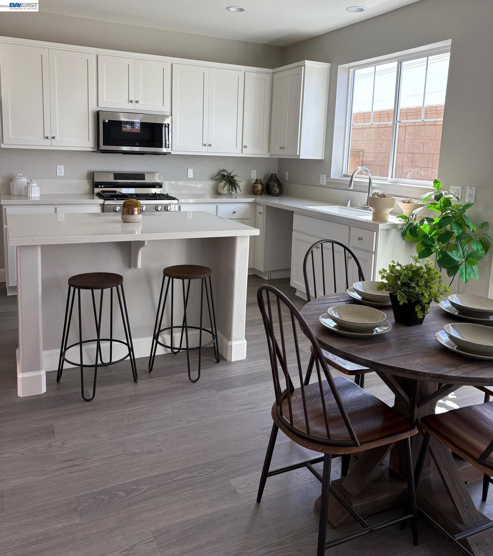 Detail Gallery Image 11 of 32 For 254 Mindy Way, Pittsburg,  CA 94565 - 3 Beds | 2/1 Baths