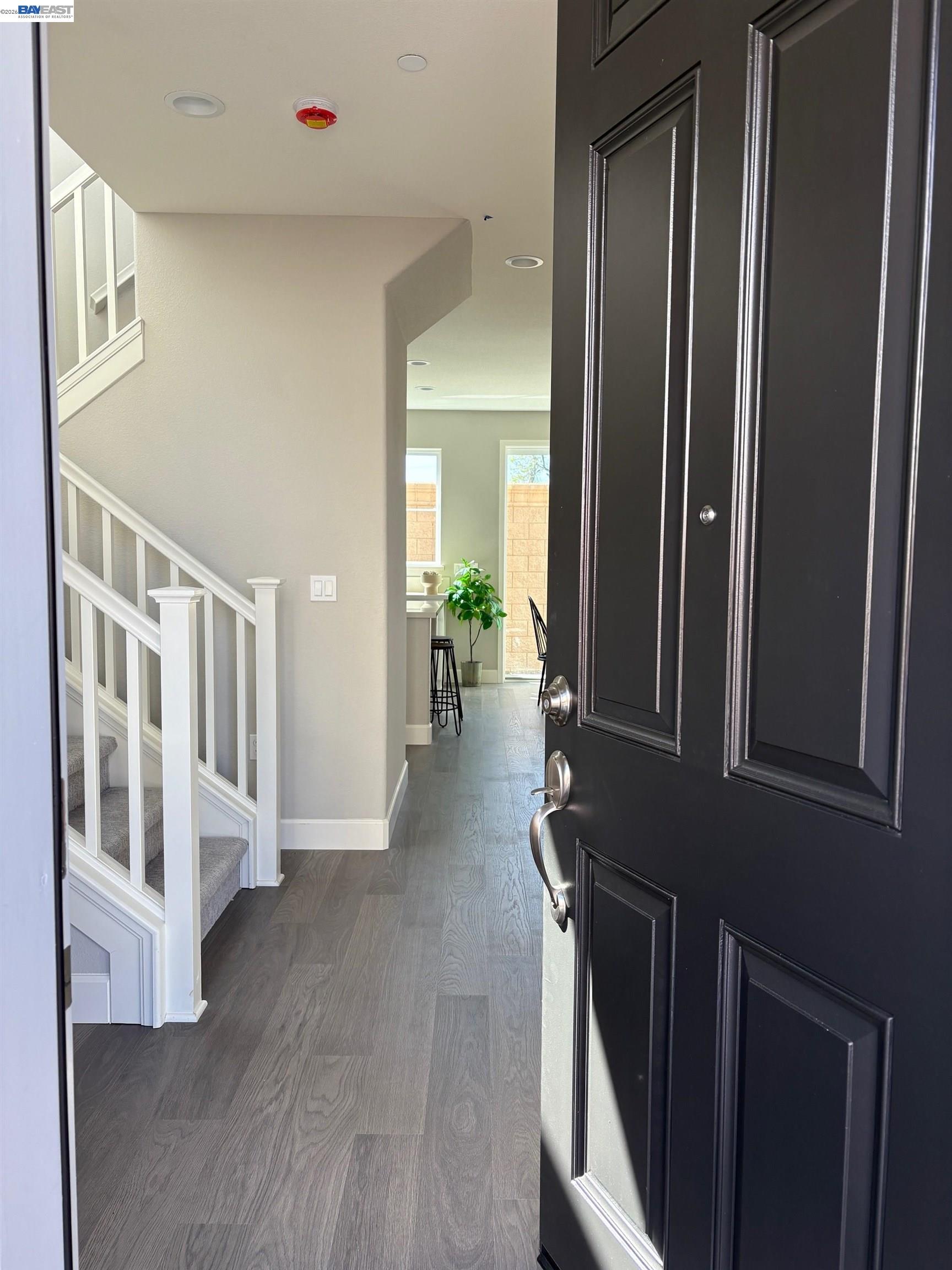 Detail Gallery Image 5 of 32 For 254 Mindy Way, Pittsburg,  CA 94565 - 3 Beds | 2/1 Baths