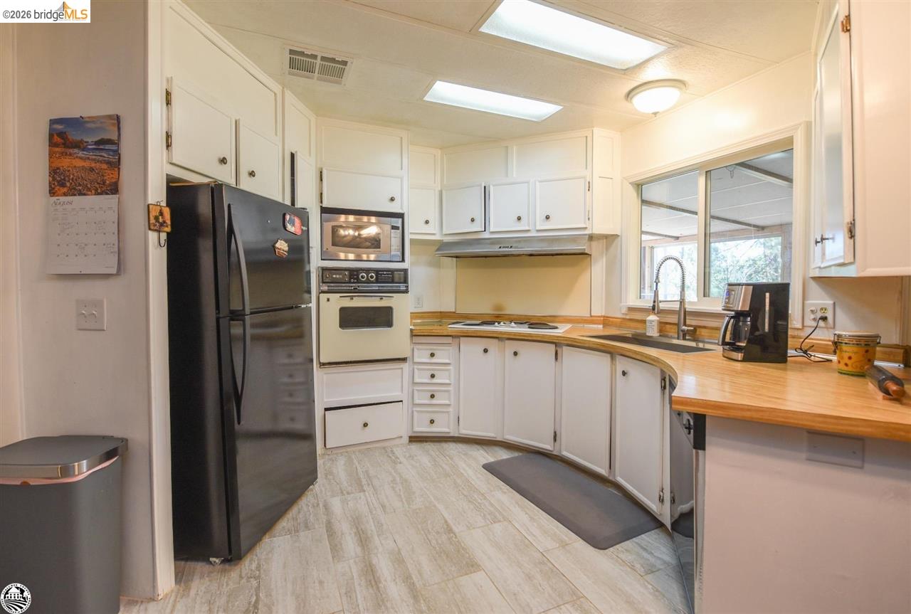 Detail Gallery Image 13 of 45 For 22440 Gunsight Rd, Sonora,  CA 95370-9351 - 2 Beds | 2 Baths