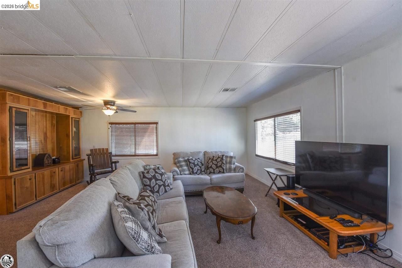 Detail Gallery Image 18 of 45 For 22440 Gunsight Rd, Sonora,  CA 95370-9351 - 2 Beds | 2 Baths