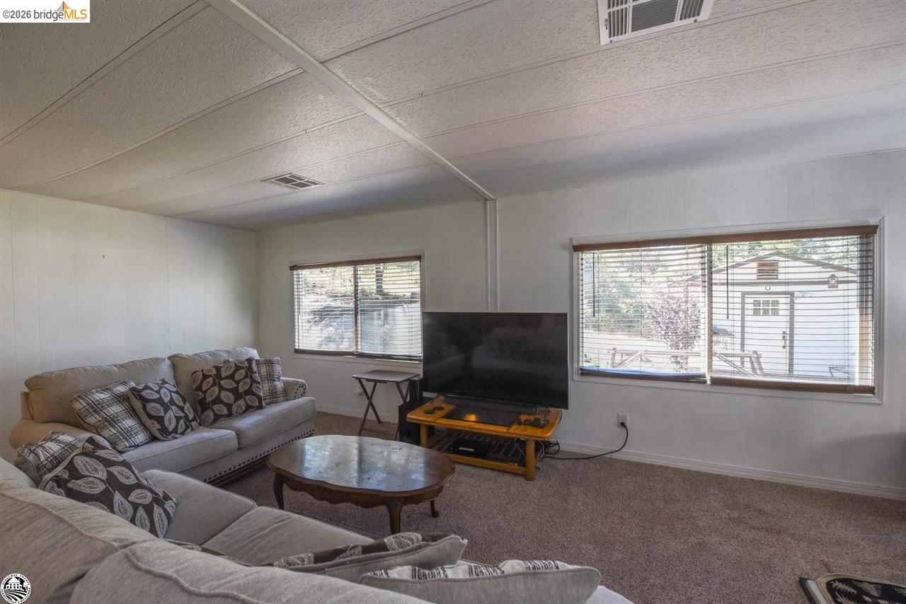 Detail Gallery Image 19 of 45 For 22440 Gunsight Rd, Sonora,  CA 95370-9351 - 2 Beds | 2 Baths