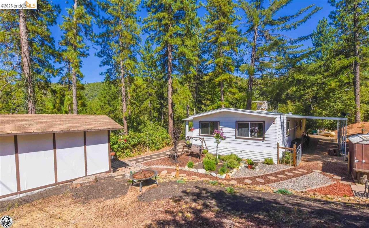 Detail Gallery Image 3 of 45 For 22440 Gunsight Rd, Sonora,  CA 95370-9351 - 2 Beds | 2 Baths