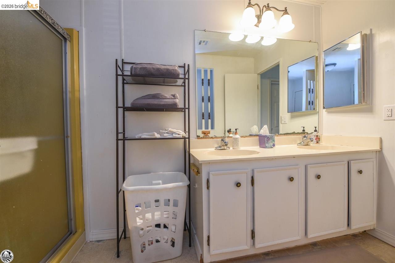 Detail Gallery Image 27 of 45 For 22440 Gunsight Rd, Sonora,  CA 95370-9351 - 2 Beds | 2 Baths