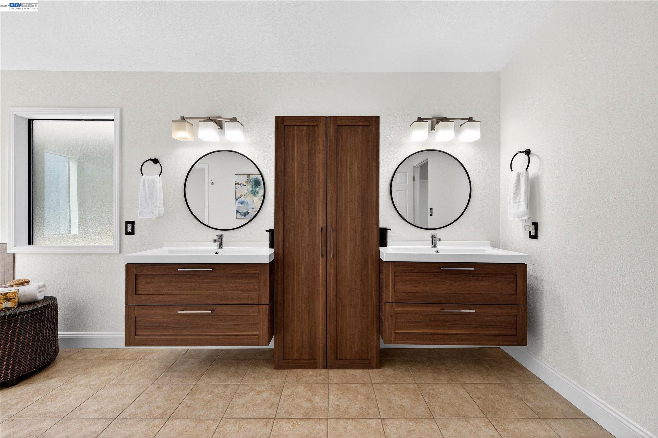 Detail Gallery Image 26 of 38 For 1131 Mataro Ct, Pleasanton,  CA 94566 - 5 Beds | 3 Baths