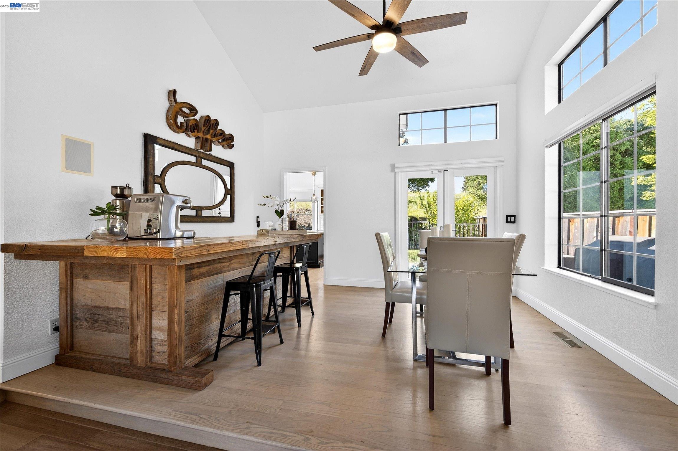 Detail Gallery Image 8 of 38 For 1131 Mataro Ct, Pleasanton,  CA 94566 - 5 Beds | 3 Baths