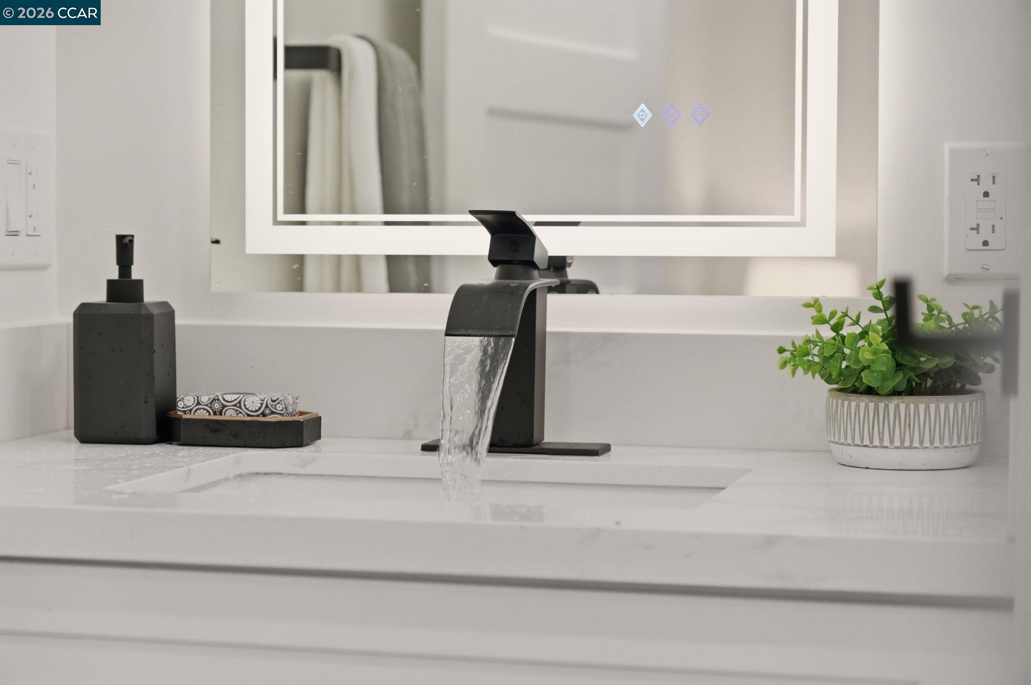 Detail Gallery Image 26 of 58 For 3214 California St, Berkeley,  CA 94703 - – Beds | – Baths