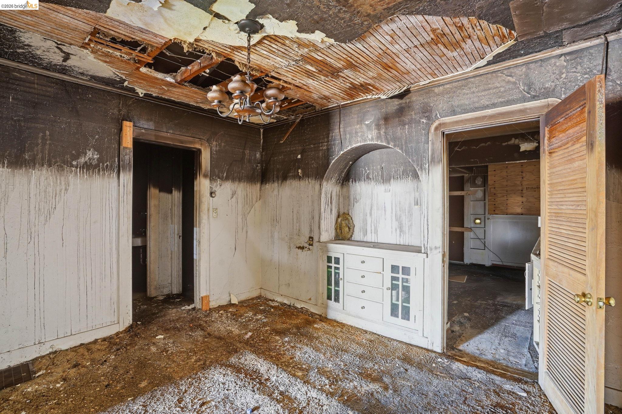 Detail Gallery Image 11 of 16 For 1610 52nd Ave, Oakland,  CA 94601 - 2 Beds | 1 Baths