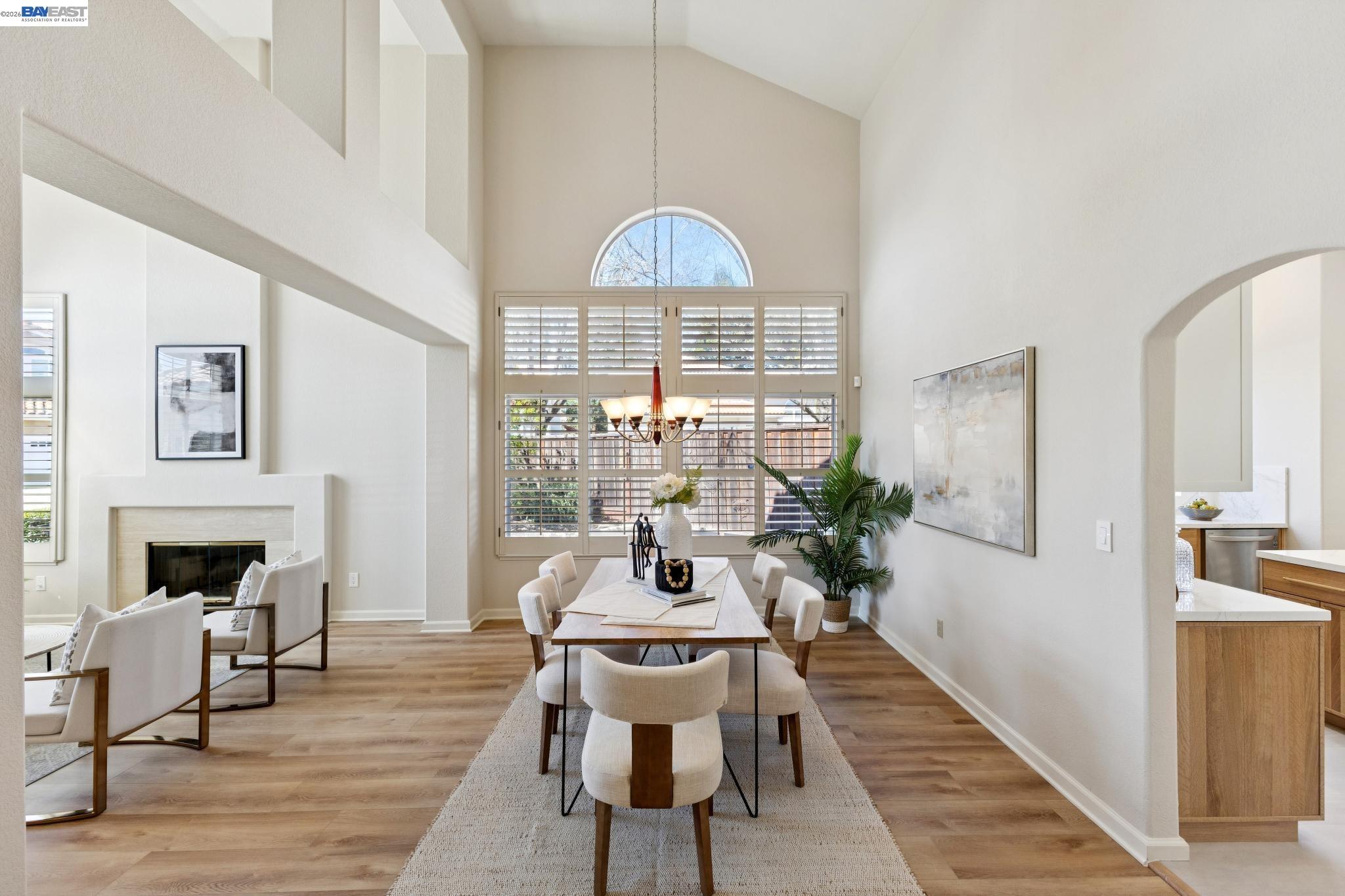 Detail Gallery Image 11 of 60 For 674 Crystal Ct, Pleasanton,  CA 94566 - 5 Beds | 3 Baths