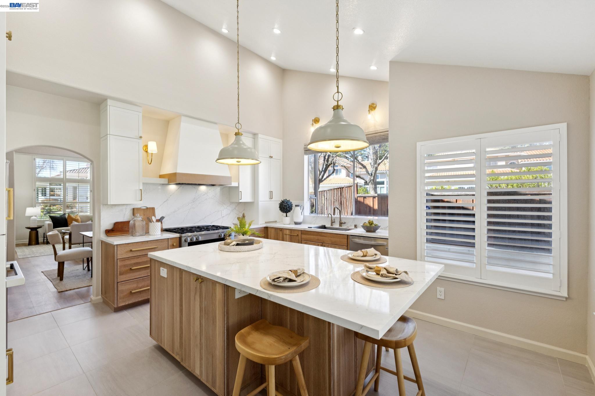 Detail Gallery Image 16 of 60 For 674 Crystal Ct, Pleasanton,  CA 94566 - 5 Beds | 3 Baths