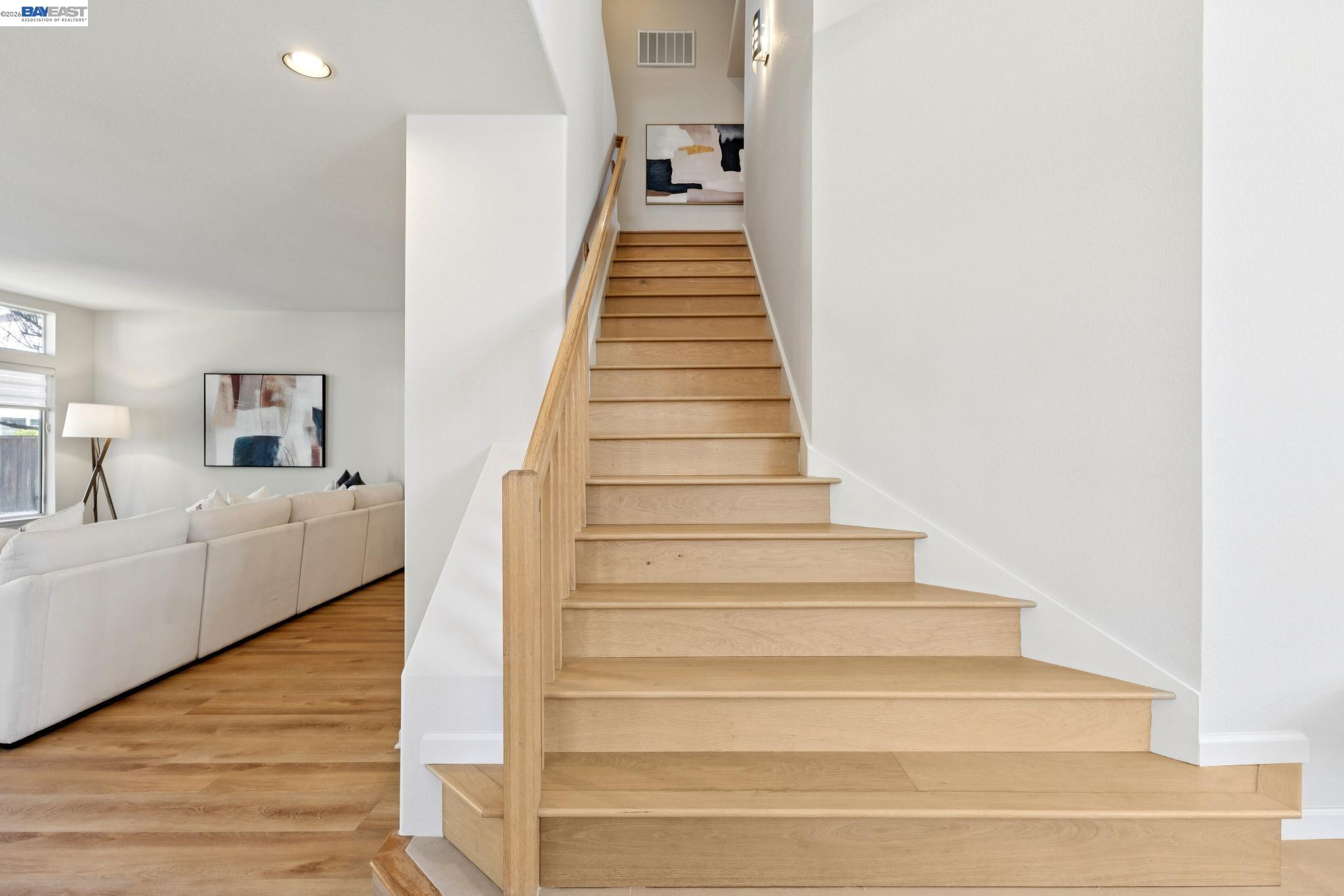 Detail Gallery Image 31 of 60 For 674 Crystal Ct, Pleasanton,  CA 94566 - 5 Beds | 3 Baths