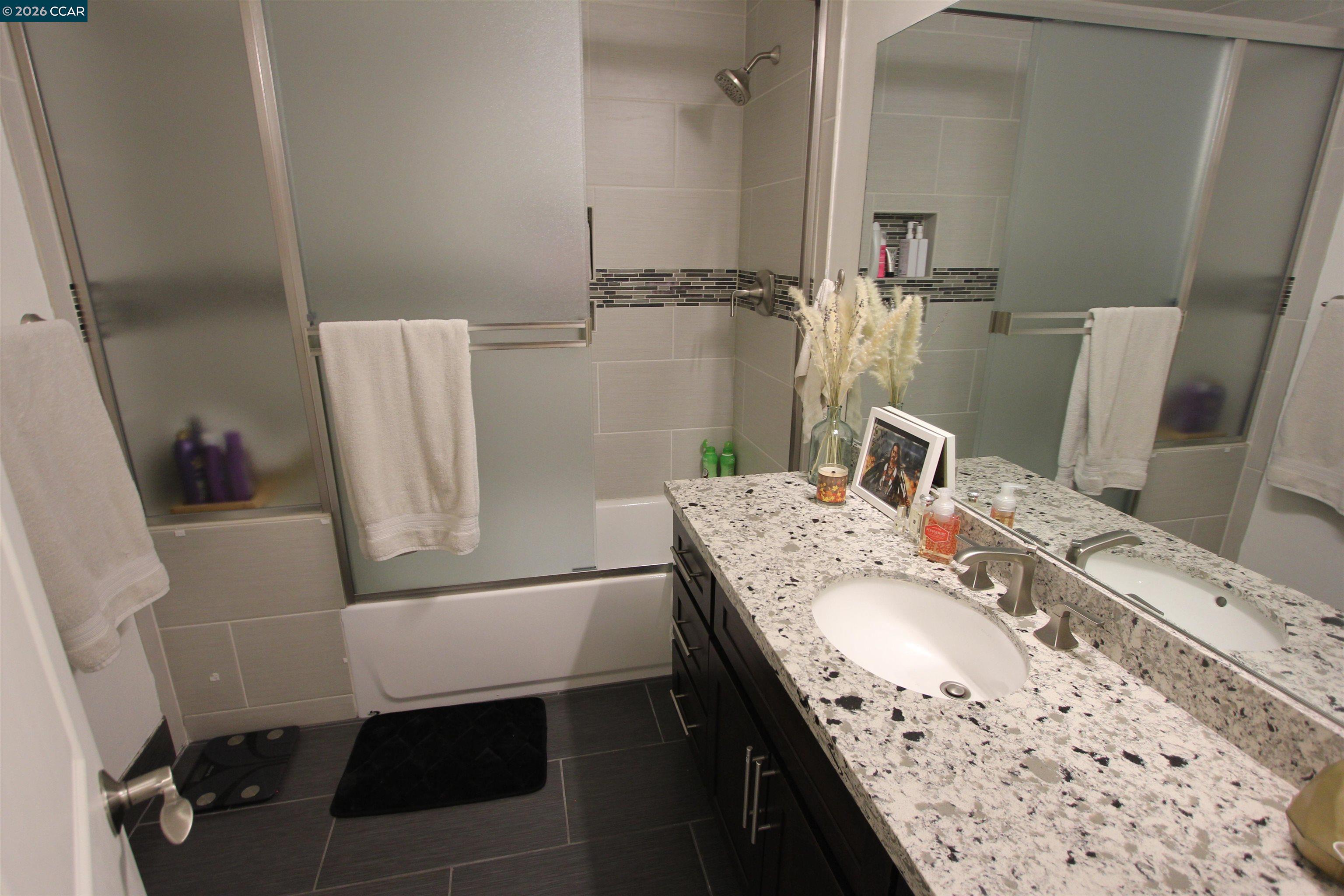 Detail Gallery Image 13 of 25 For Camino Verde, Walnut Creek,  CA 94597 - – Beds | – Baths