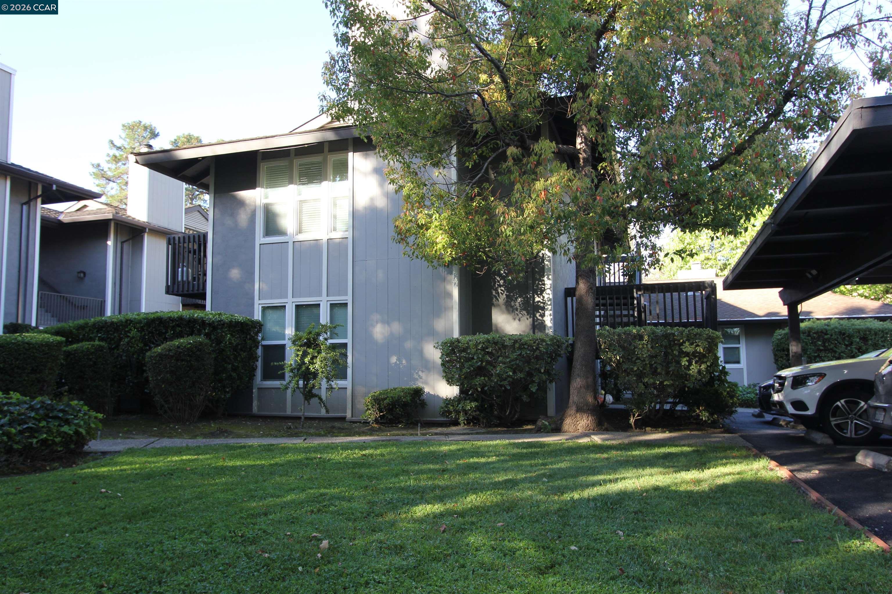 Detail Gallery Image 4 of 25 For Camino Verde, Walnut Creek,  CA 94597 - – Beds | – Baths