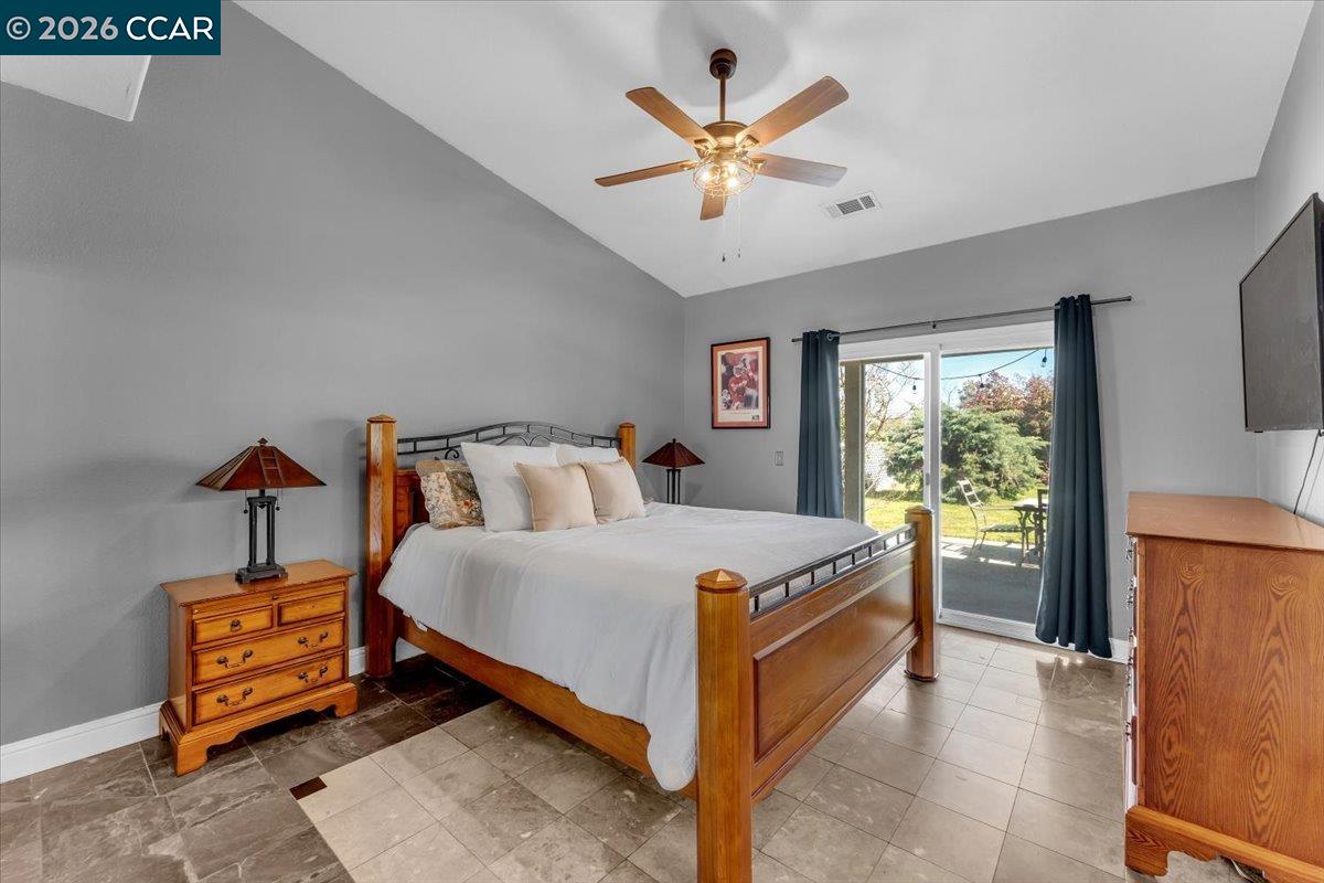 Detail Gallery Image 16 of 33 For 19388 Bonanza King Dr, Cottonwood,  CA 96022 - 3 Beds | 2 Baths