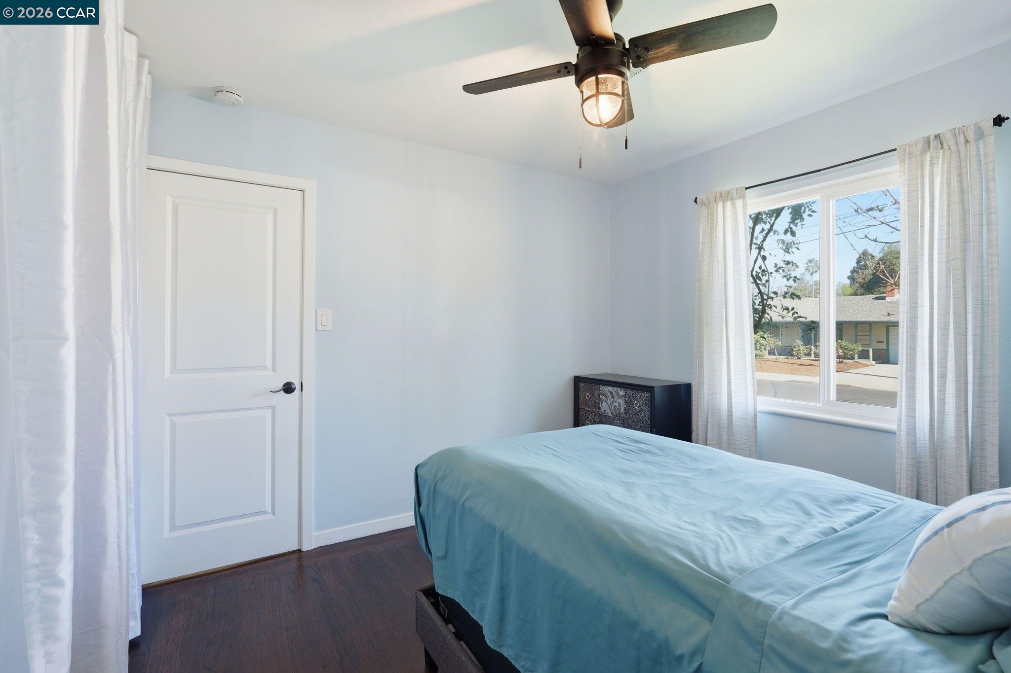 Detail Gallery Image 13 of 28 For 2105 Holbrook Drive, Concord,  CA 94519 - 3 Beds | 2 Baths