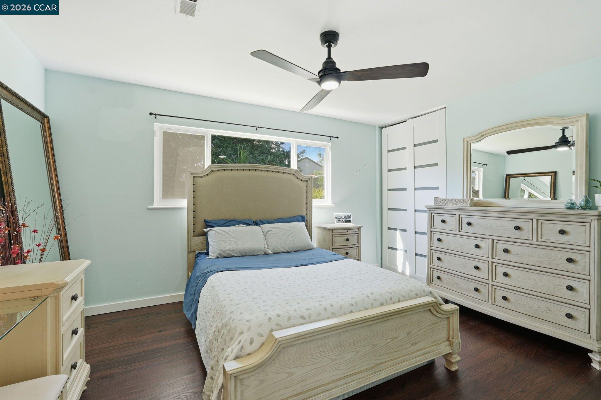 Detail Gallery Image 9 of 28 For 2105 Holbrook Drive, Concord,  CA 94519 - 3 Beds | 2 Baths