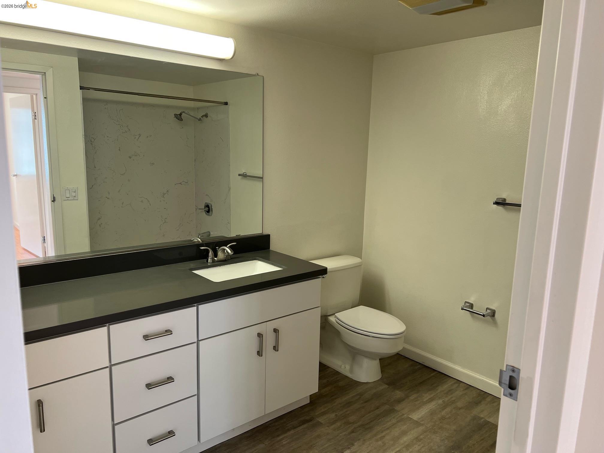 Photo #5: 41127199 Listing: Photo #5