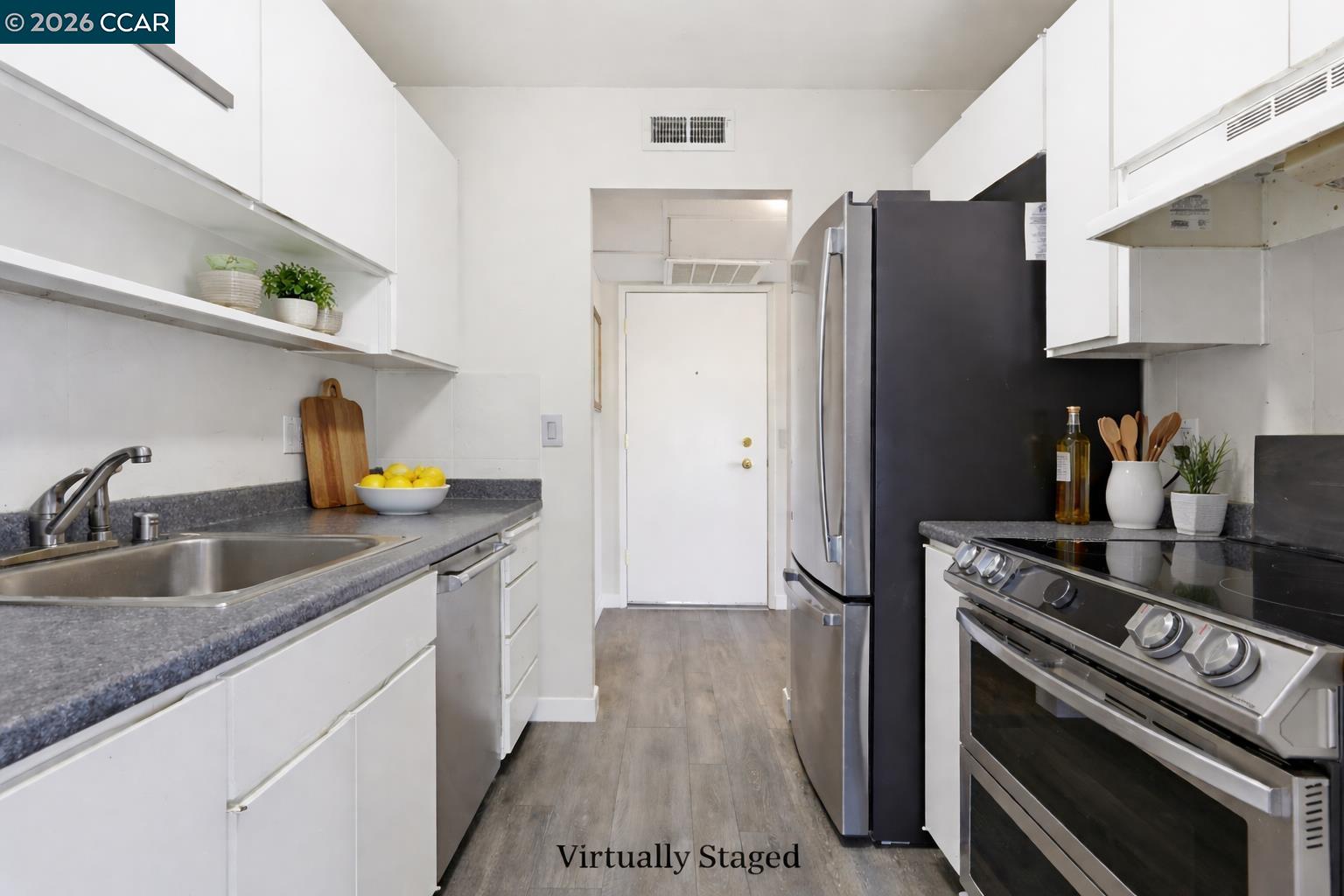 Photo #2: 41127200 Listing: Photo #2