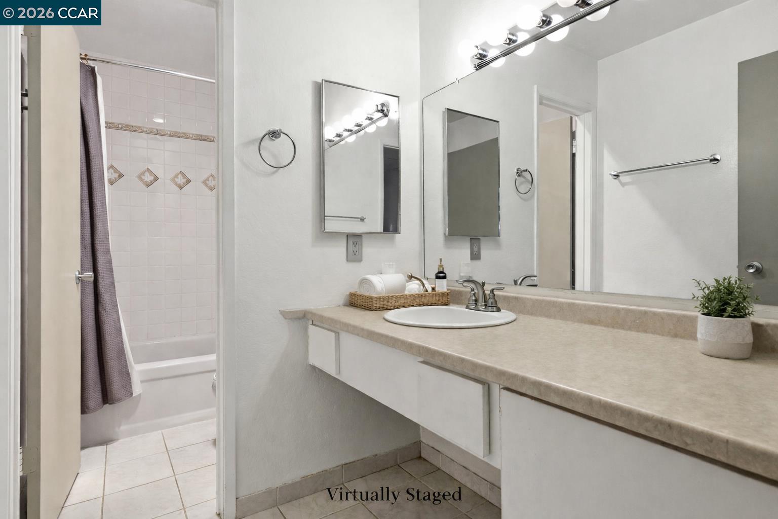 Photo #4: 41127200 Listing: Photo #4