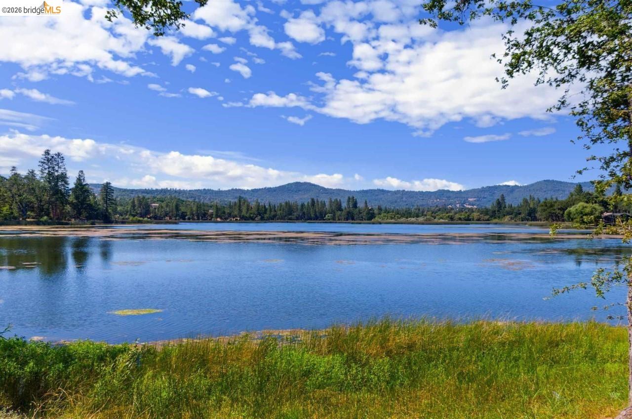 Detail Gallery Image 4 of 43 For 14717 Deon Dr, Sonora,  CA 95370 - 3 Beds | 2/1 Baths