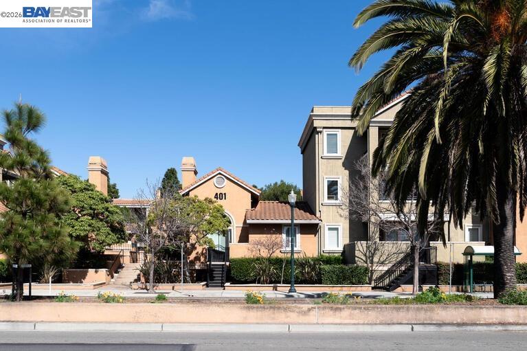 Detail Gallery Image 3 of 39 For 401 S Norfolk St #216,  San Mateo,  CA 94401 - 2 Beds | 2 Baths