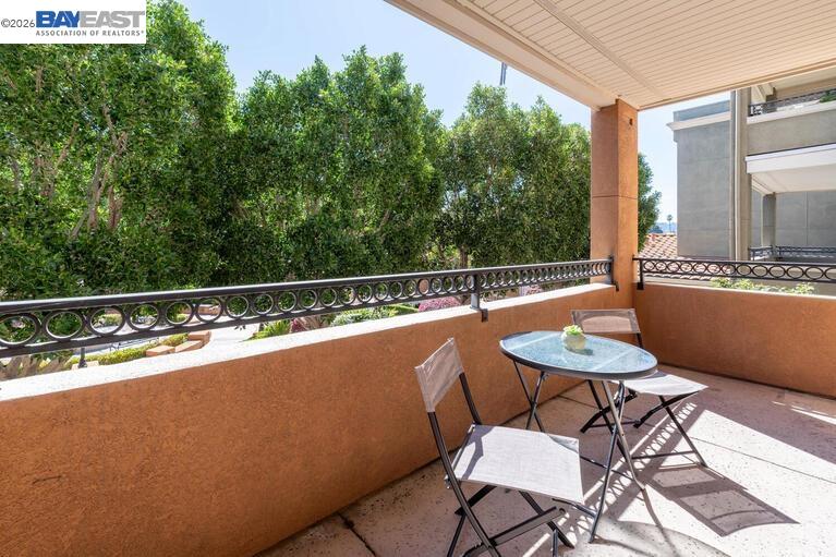 Detail Gallery Image 31 of 39 For 401 S Norfolk St #216,  San Mateo,  CA 94401 - 2 Beds | 2 Baths