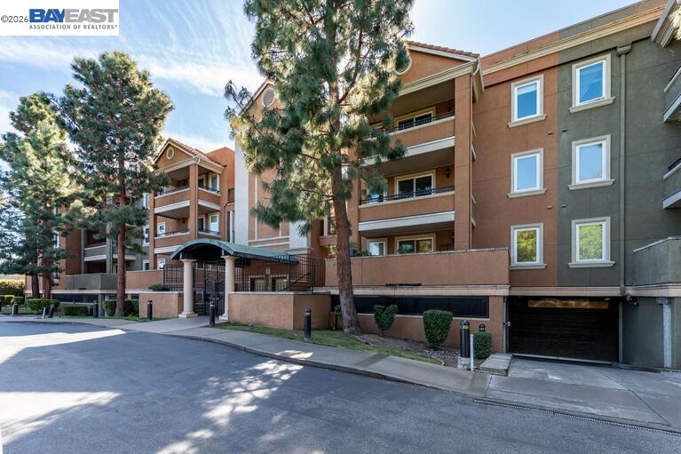 Detail Gallery Image 35 of 39 For 401 S Norfolk St #216,  San Mateo,  CA 94401 - 2 Beds | 2 Baths