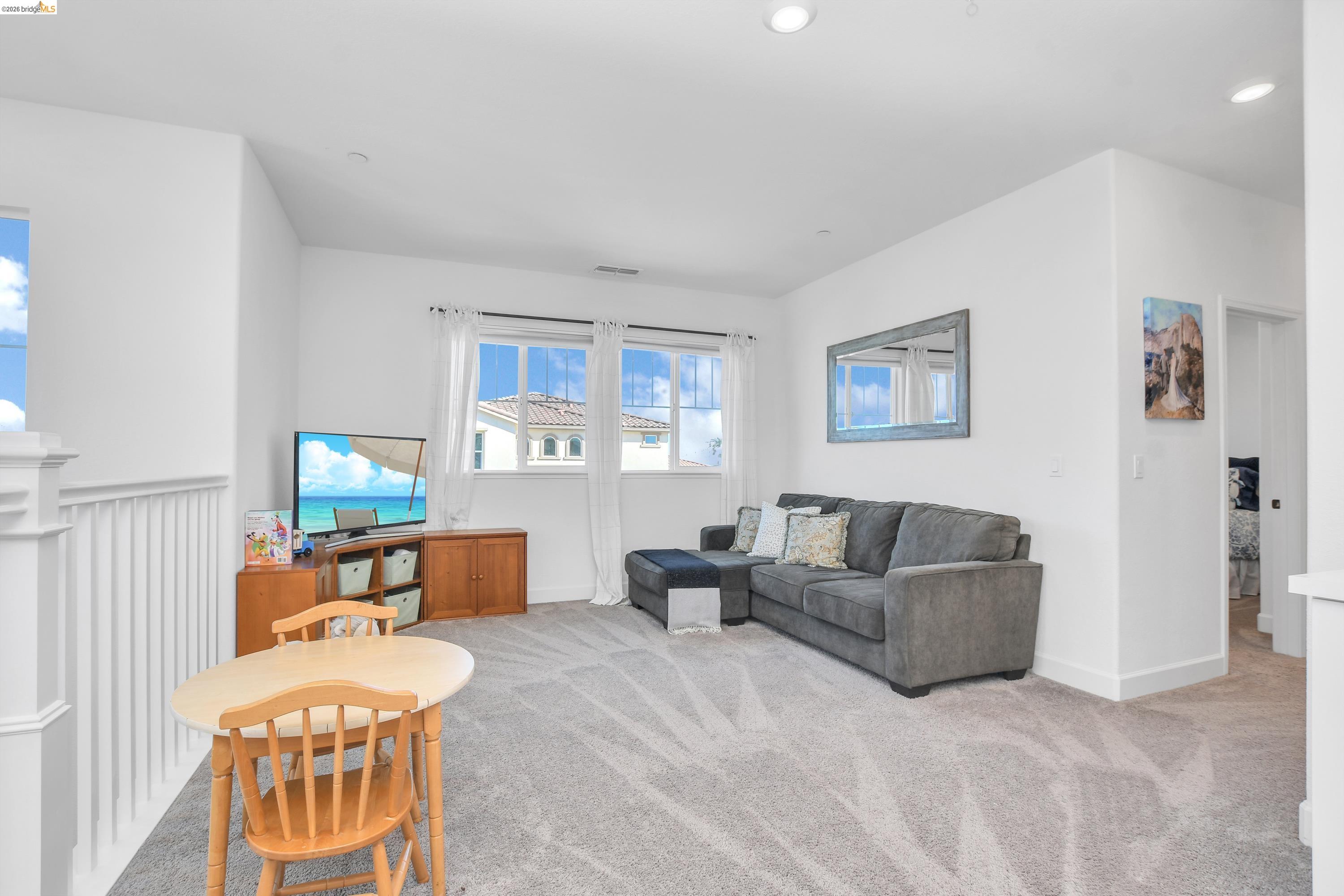 Detail Gallery Image 15 of 30 For 629 Pipa Lane, Oakley,  CA 94561-1139 - 3 Beds | 2/1 Baths