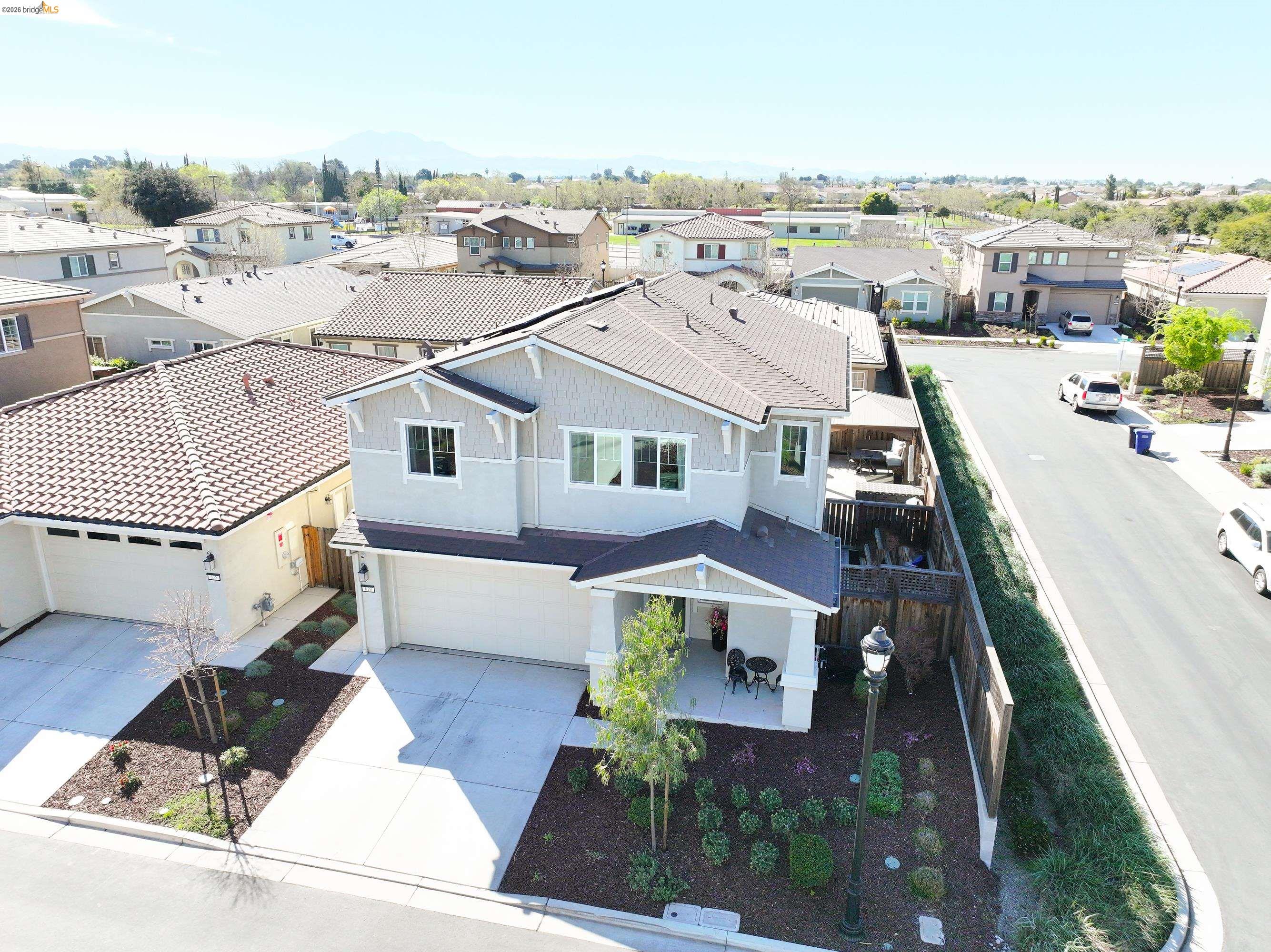 Detail Gallery Image 3 of 30 For 629 Pipa Lane, Oakley,  CA 94561-1139 - 3 Beds | 2/1 Baths