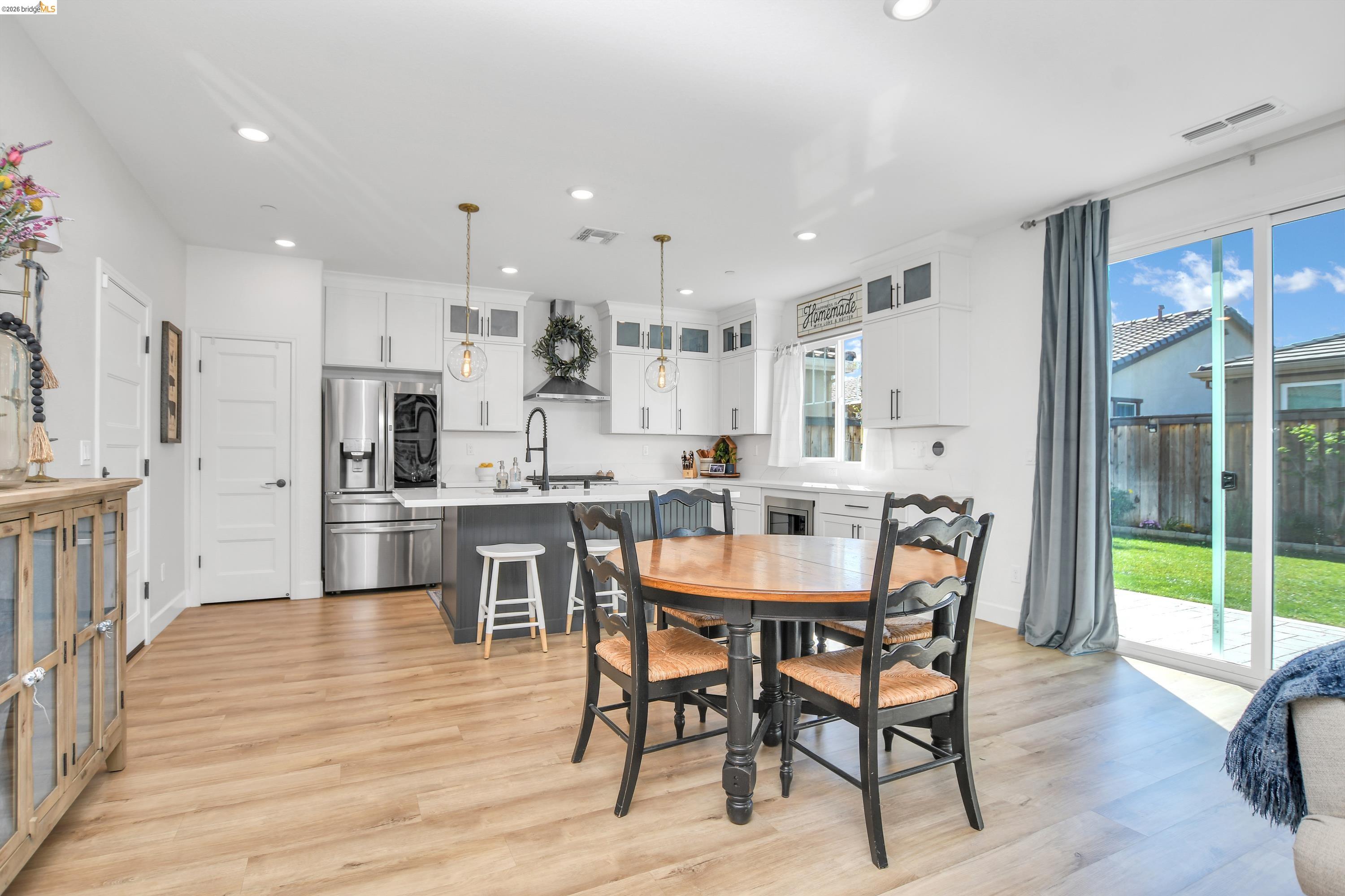 Detail Gallery Image 8 of 30 For 629 Pipa Lane, Oakley,  CA 94561-1139 - 3 Beds | 2/1 Baths