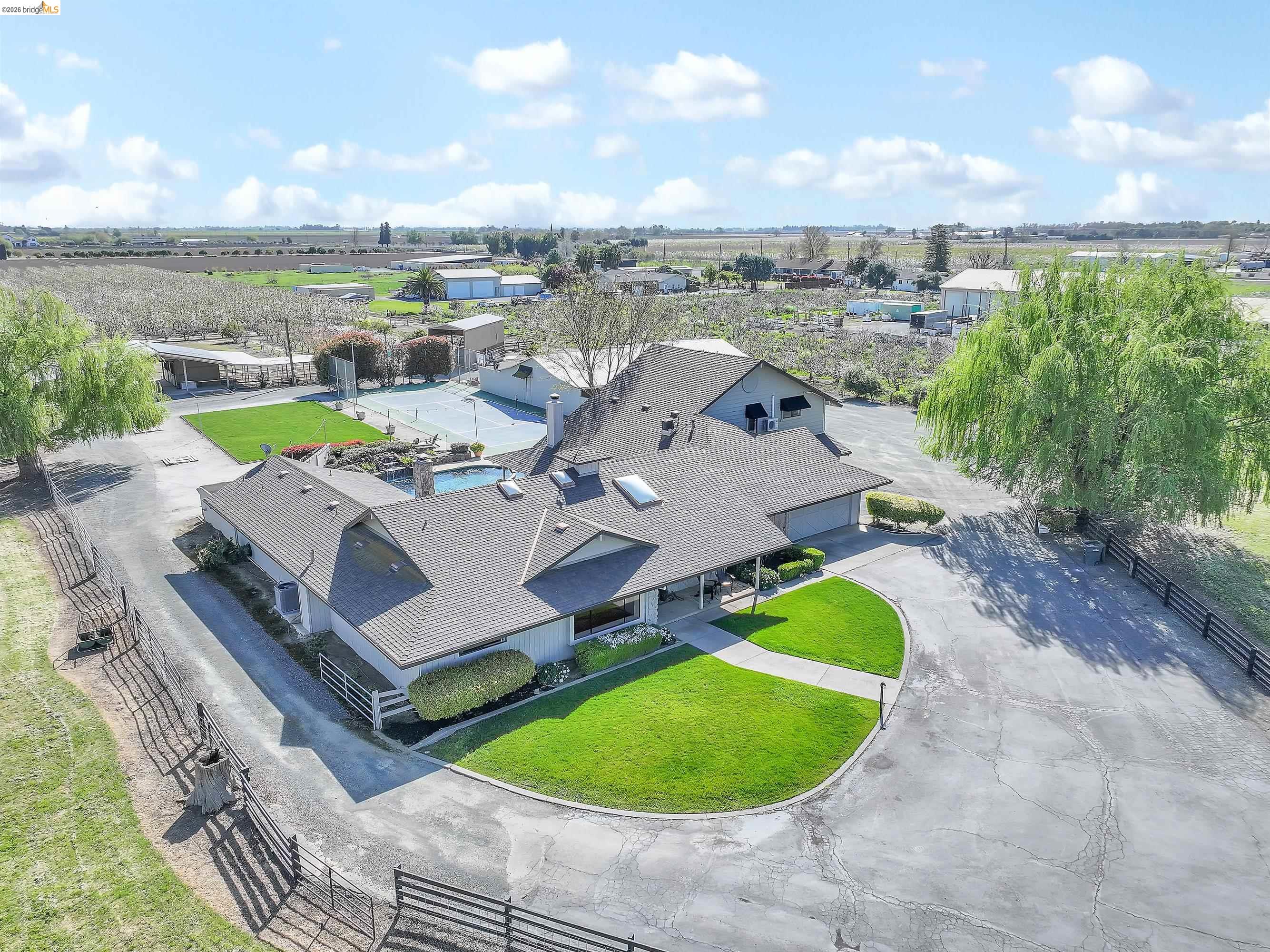 Detail Gallery Image 12 of 60 For 2650 Sellers Ave, Brentwood,  CA 94513 - 5 Beds | 5 Baths