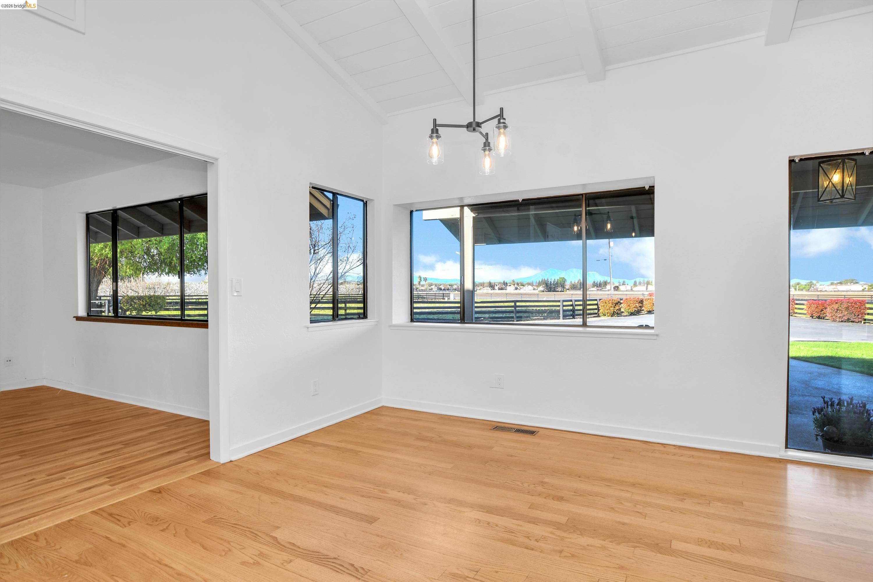 Detail Gallery Image 15 of 60 For 2650 Sellers Ave, Brentwood,  CA 94513 - 5 Beds | 5 Baths