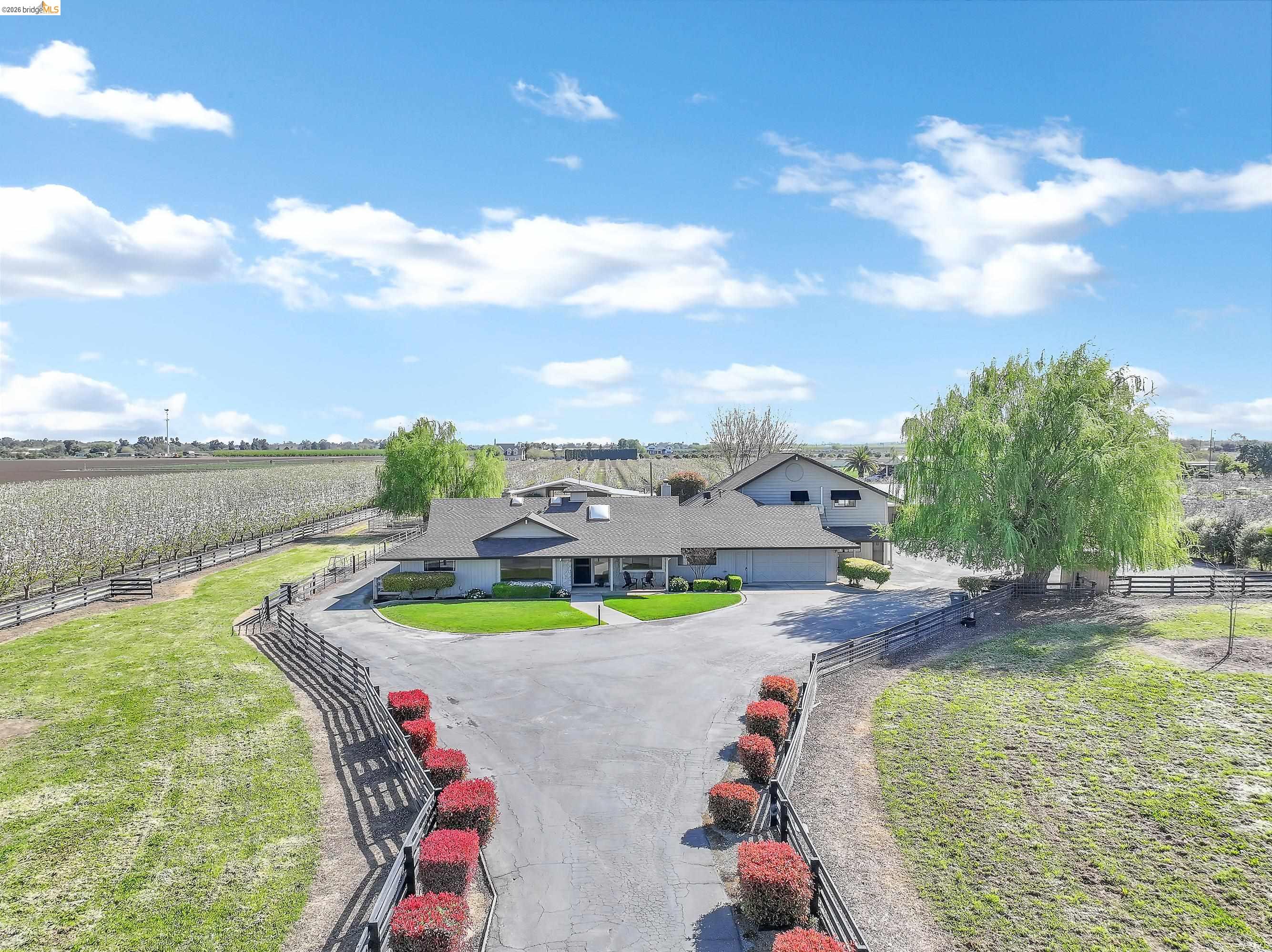 Detail Gallery Image 9 of 60 For 2650 Sellers Ave, Brentwood,  CA 94513 - 5 Beds | 5 Baths