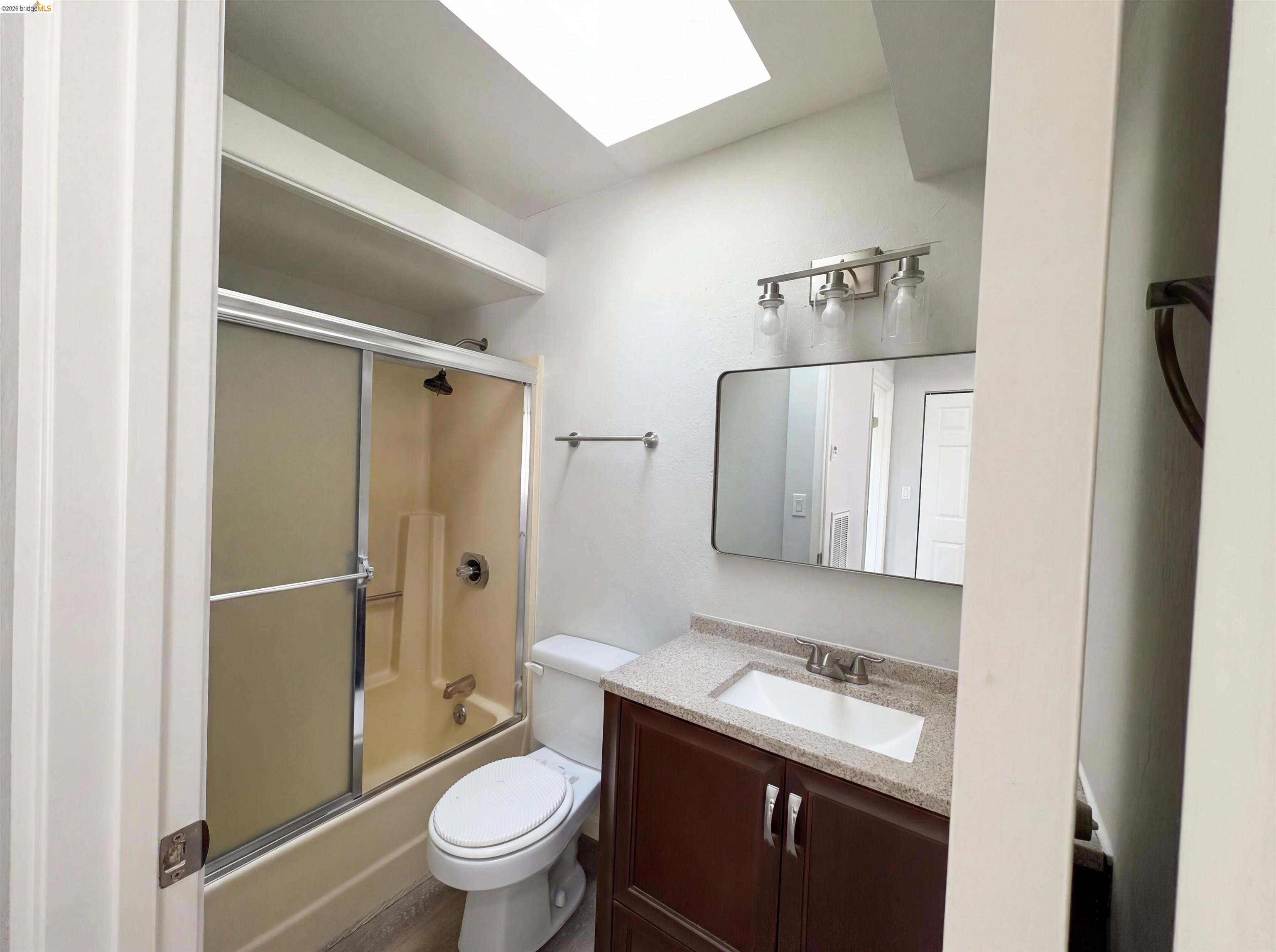 Detail Gallery Image 25 of 42 For 2291 Yale St, Martinez,  CA 94553 - 2 Beds | 2/1 Baths