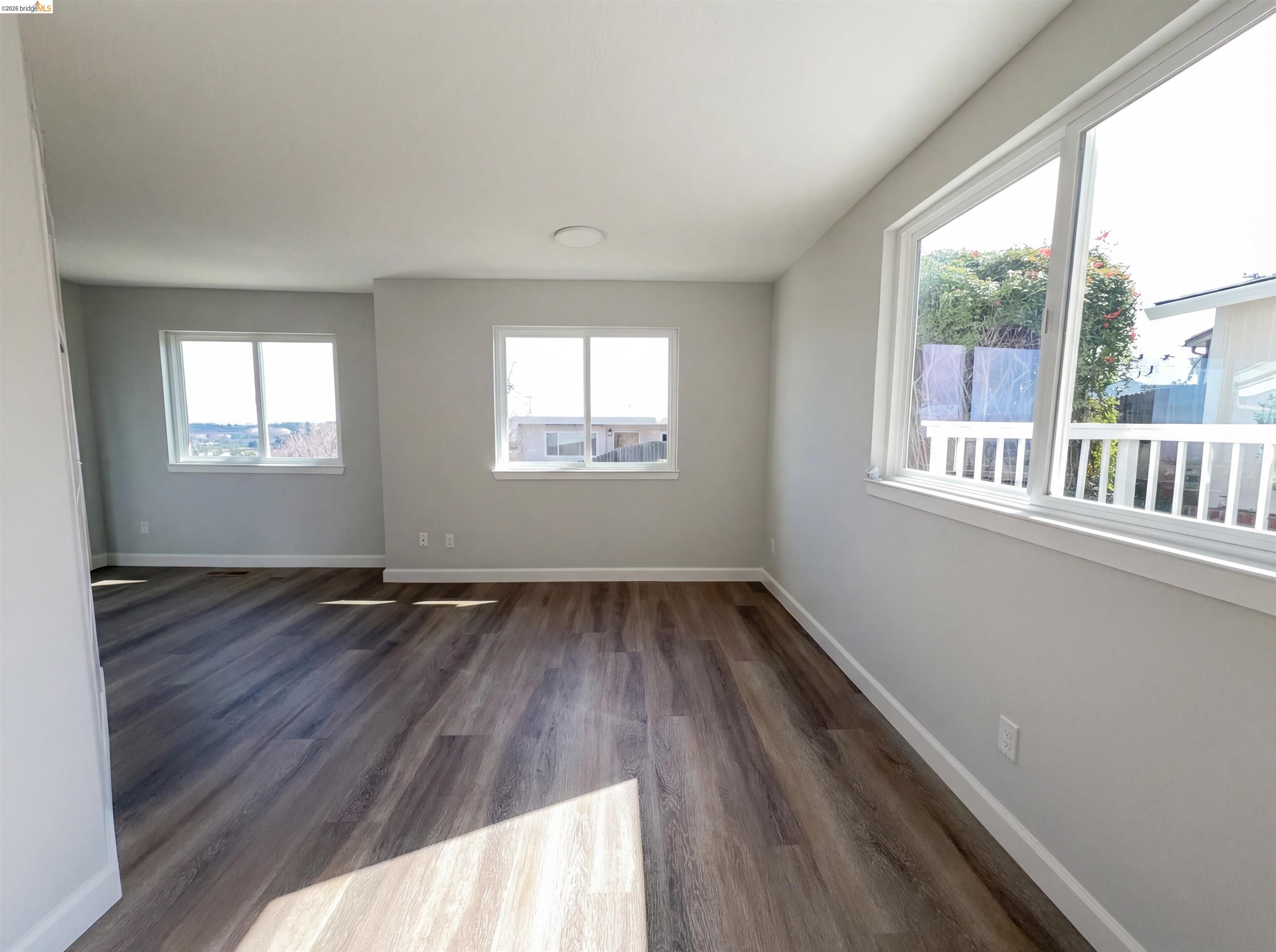 Detail Gallery Image 27 of 42 For 2291 Yale St, Martinez,  CA 94553 - 2 Beds | 2/1 Baths