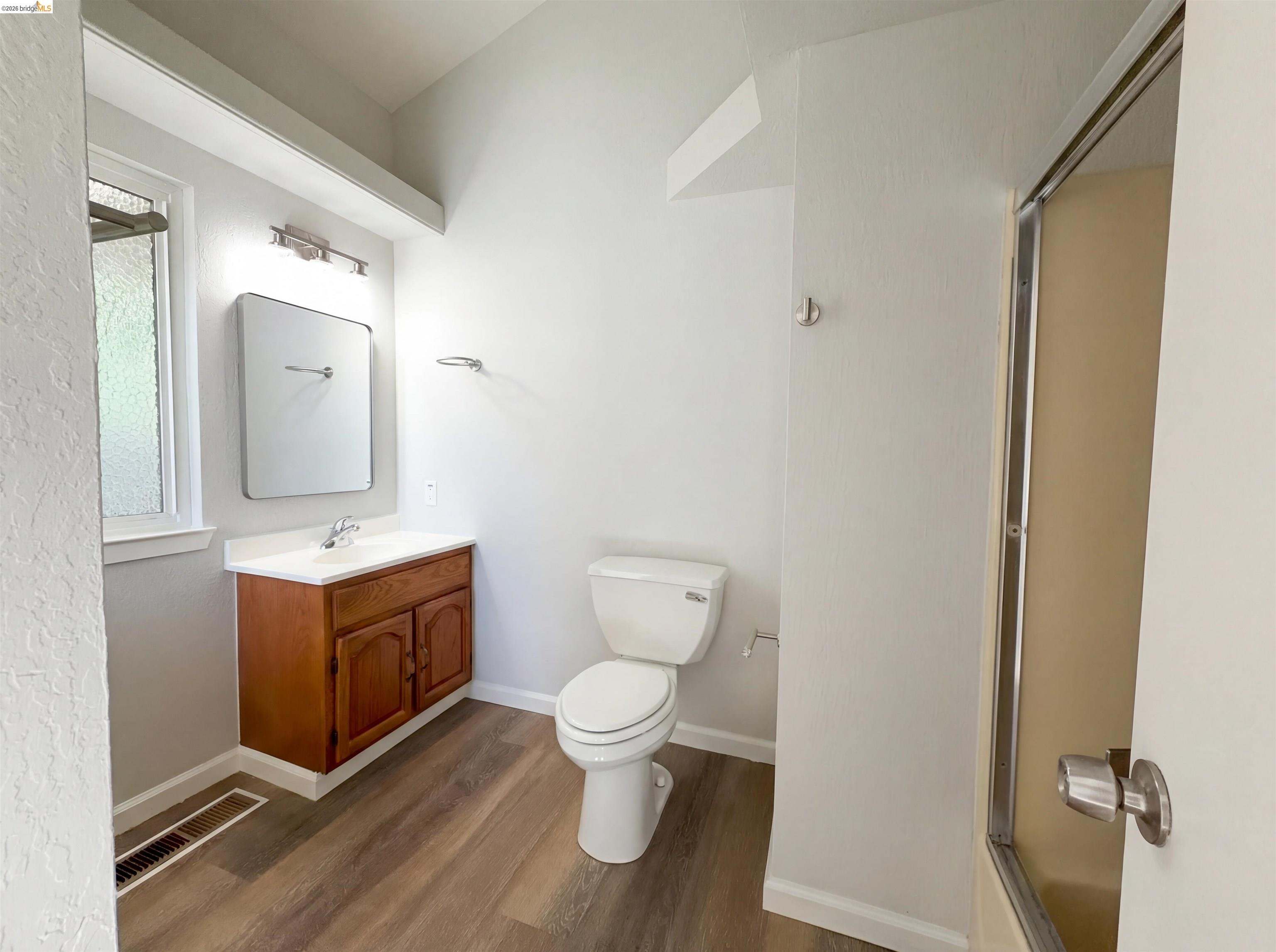 Detail Gallery Image 28 of 42 For 2291 Yale St, Martinez,  CA 94553 - 2 Beds | 2/1 Baths