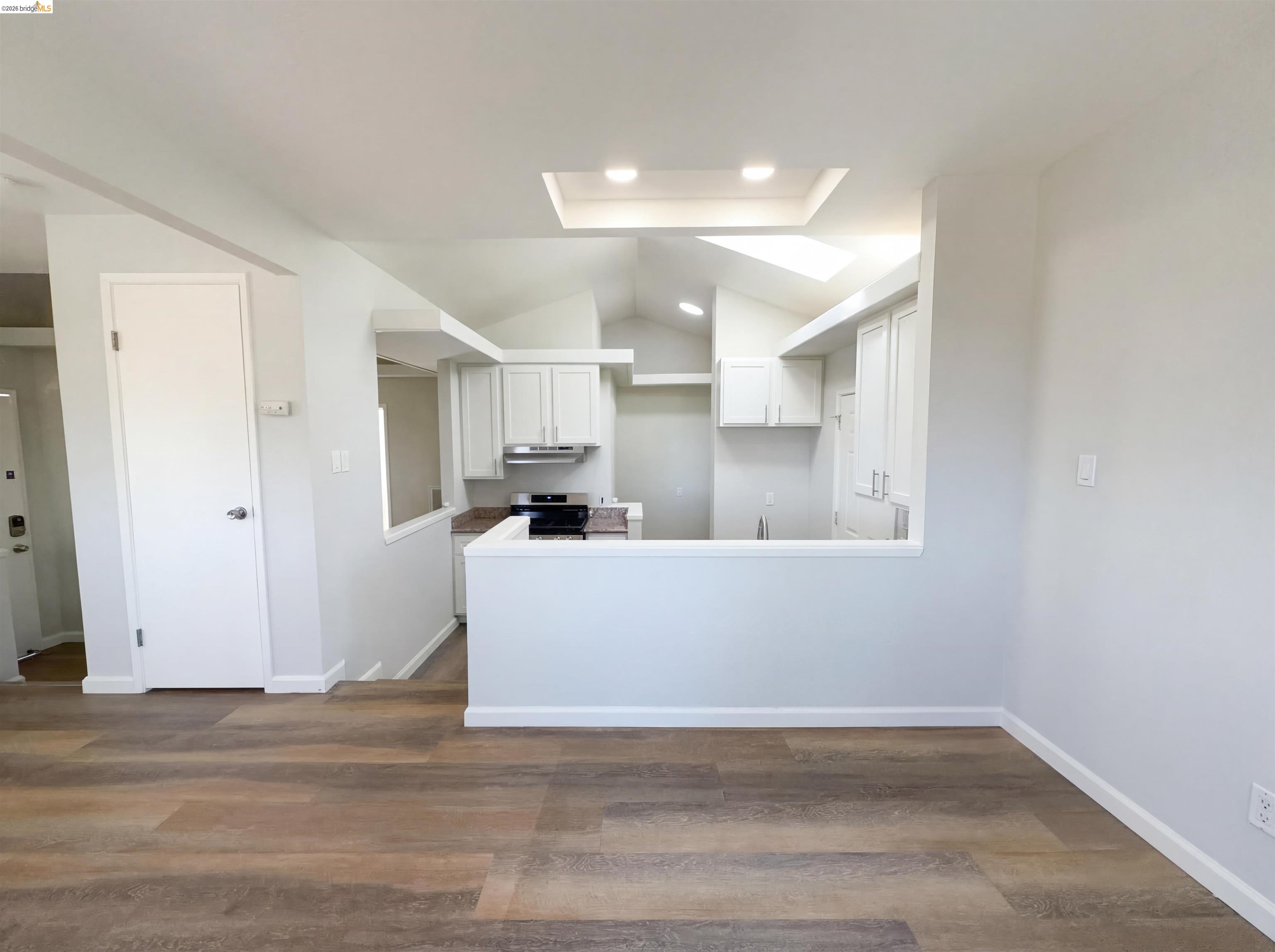 Detail Gallery Image 35 of 42 For 2291 Yale St, Martinez,  CA 94553 - 2 Beds | 2/1 Baths