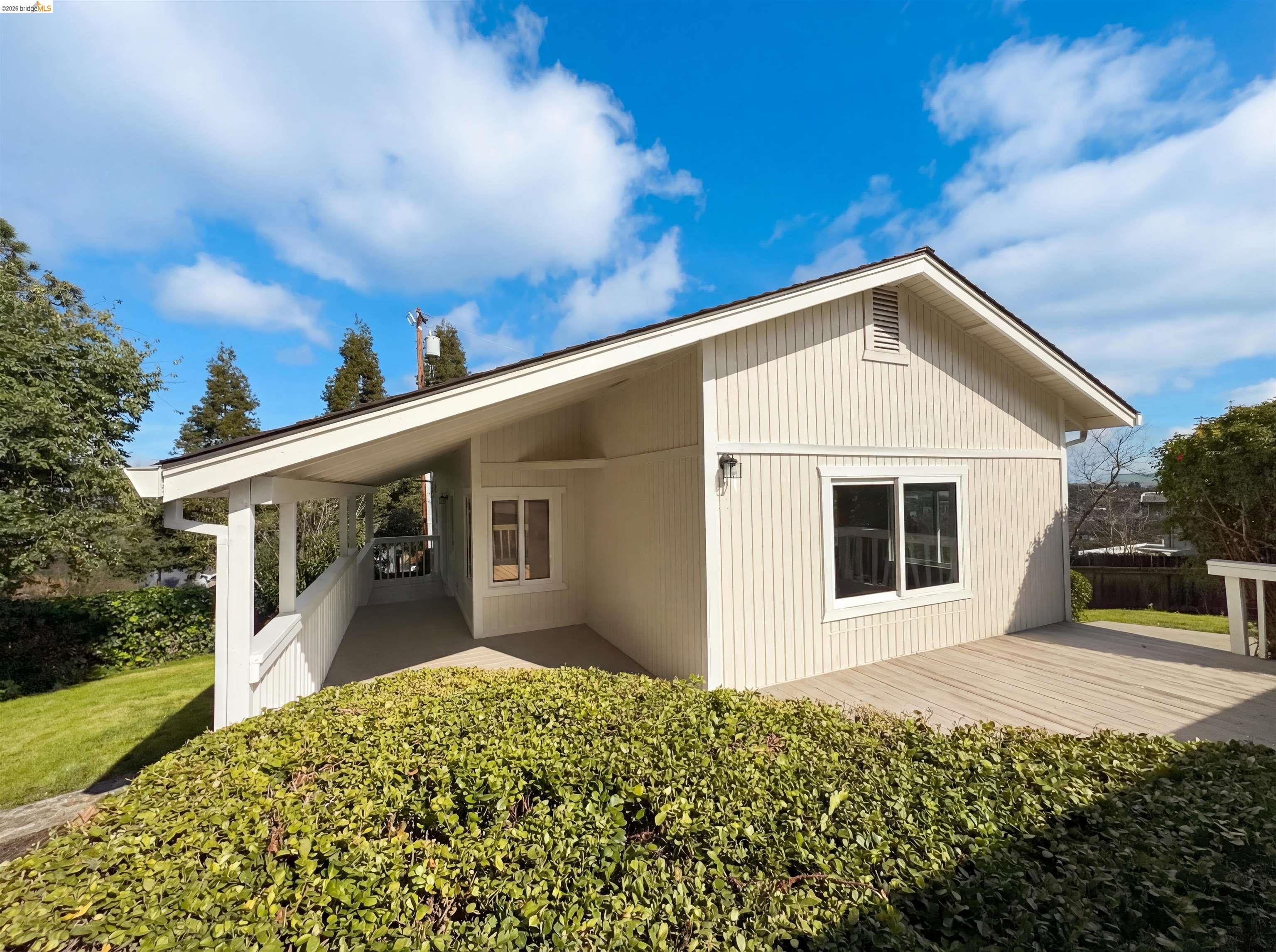 Detail Gallery Image 37 of 42 For 2291 Yale St, Martinez,  CA 94553 - 2 Beds | 2/1 Baths