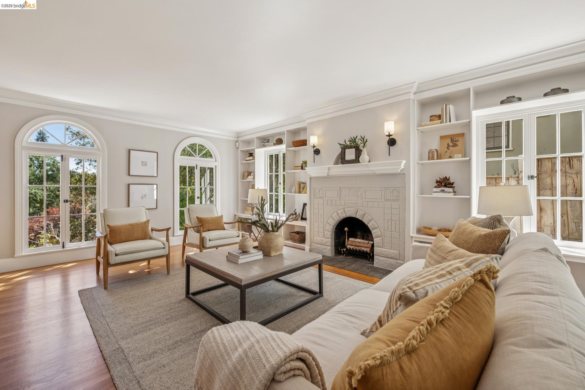 Detail Gallery Image 20 of 59 For 900 Rosemount Rd, Oakland,  CA 94610 - 3 Beds | 2 Baths