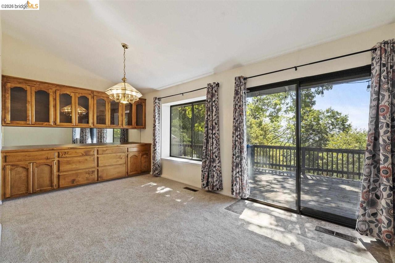 Detail Gallery Image 6 of 32 For 16620 Charles Otter Drive, Sonora,  CA 95370 - 3 Beds | 2/1 Baths