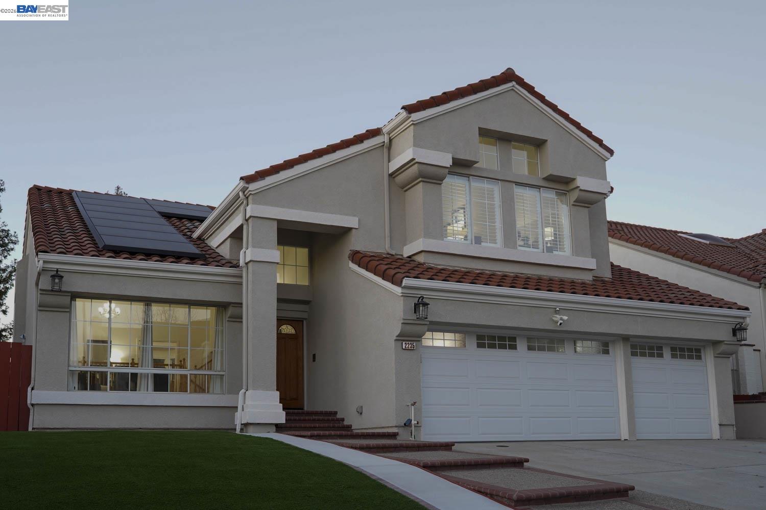 Detail Gallery Image 2 of 24 For 2235 Skyline Dr, Milpitas,  CA 95035 - 4 Beds | 3 Baths