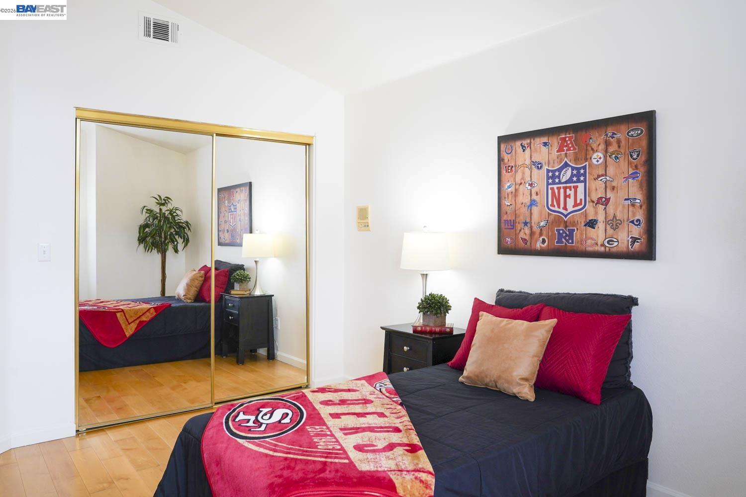 Detail Gallery Image 15 of 17 For 2235 Skyline Dr, Milpitas,  CA 95035 - 4 Beds | 3 Baths